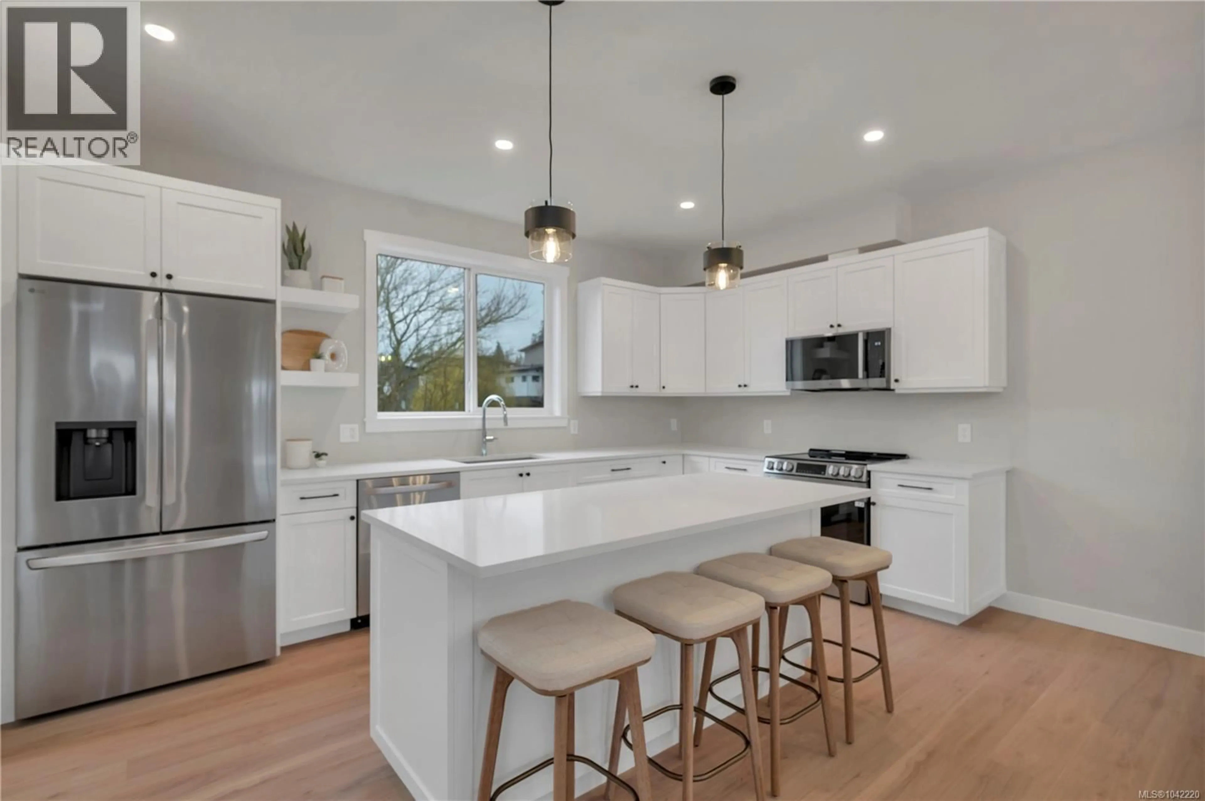 Open concept kitchen, ceramic/tile floor for 2022A GALERNO ROAD, Campbell River British Columbia V9W0A2