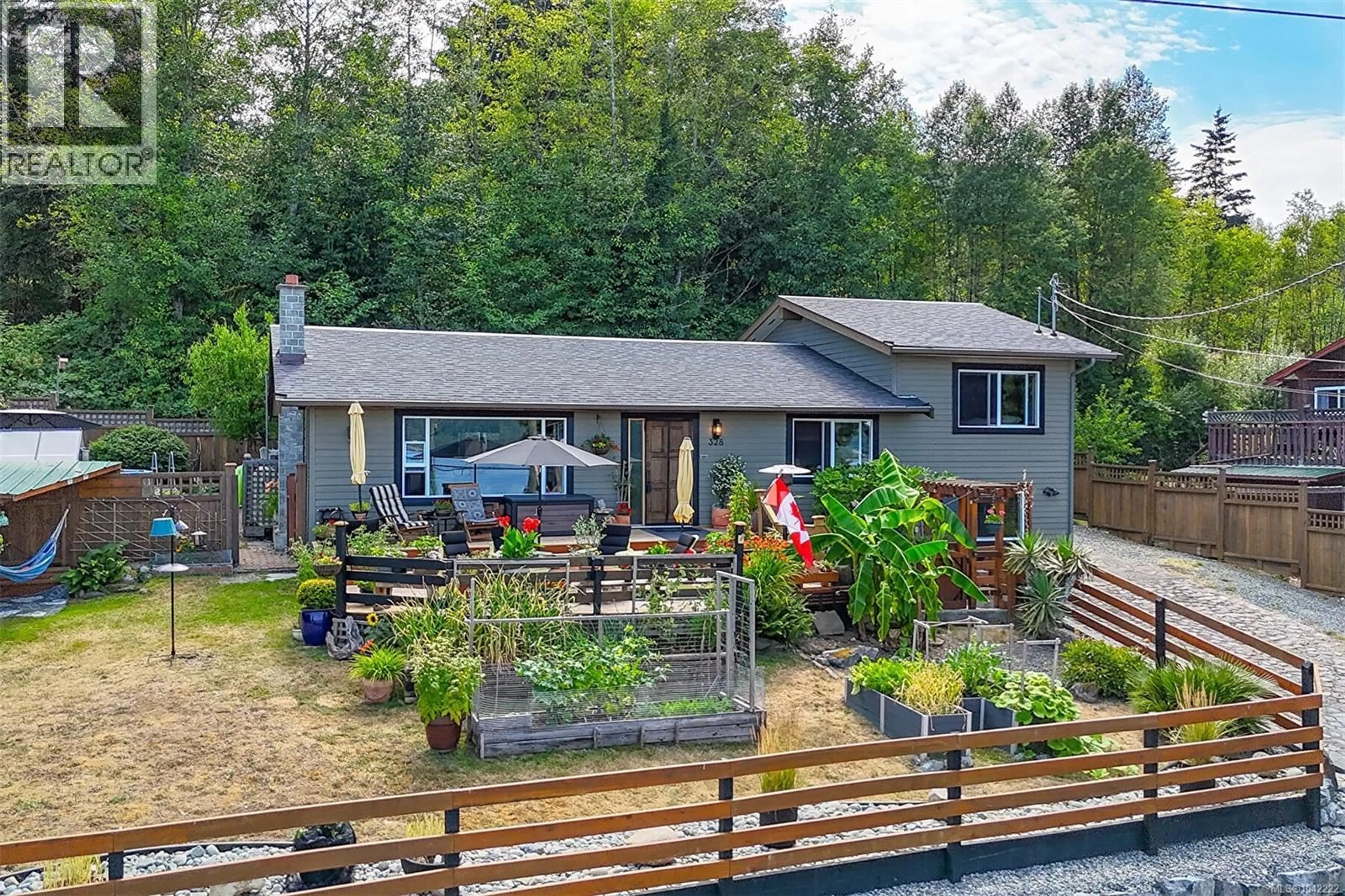 A pic from outside/outdoor area/front of a property/back of a property/a pic from drone, water/lake/river/ocean view for 328 TYRRELL ROAD, Ladysmith British Columbia V9G1X9