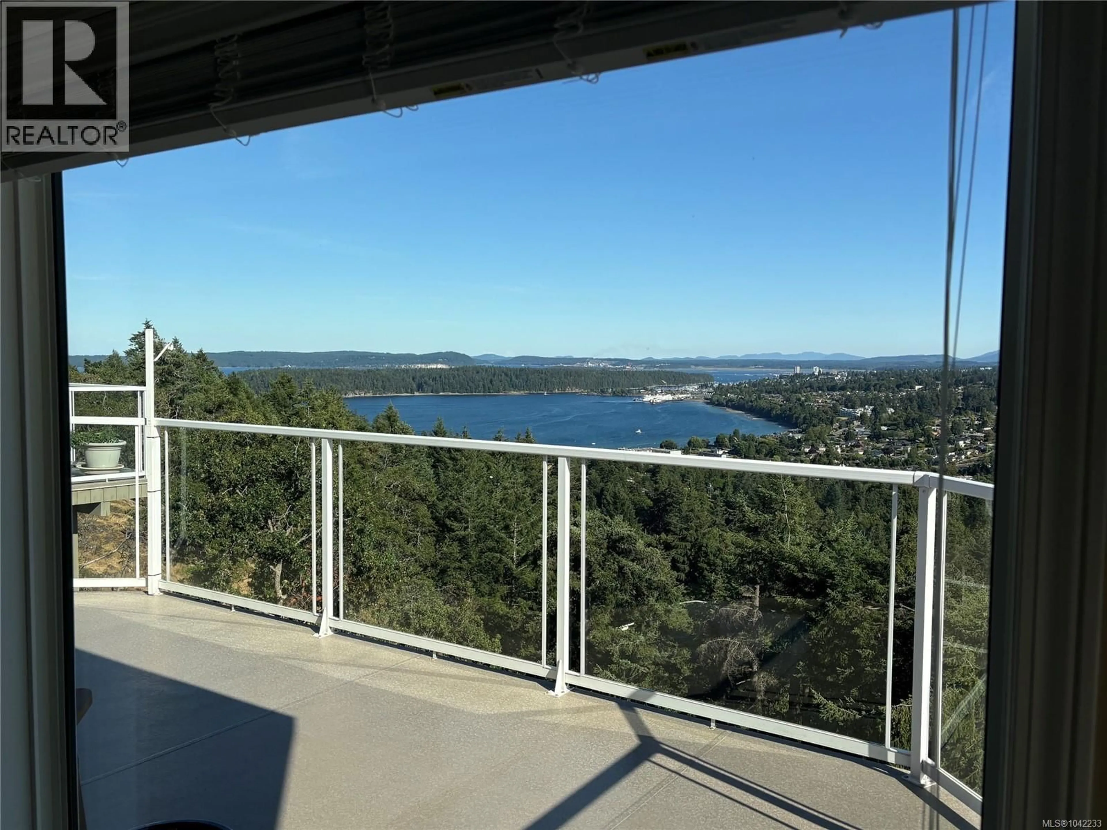 Balcony in the apartment, water/lake/river/ocean view for 3263 STONEY RIDGE, Nanaimo British Columbia V9T5V2