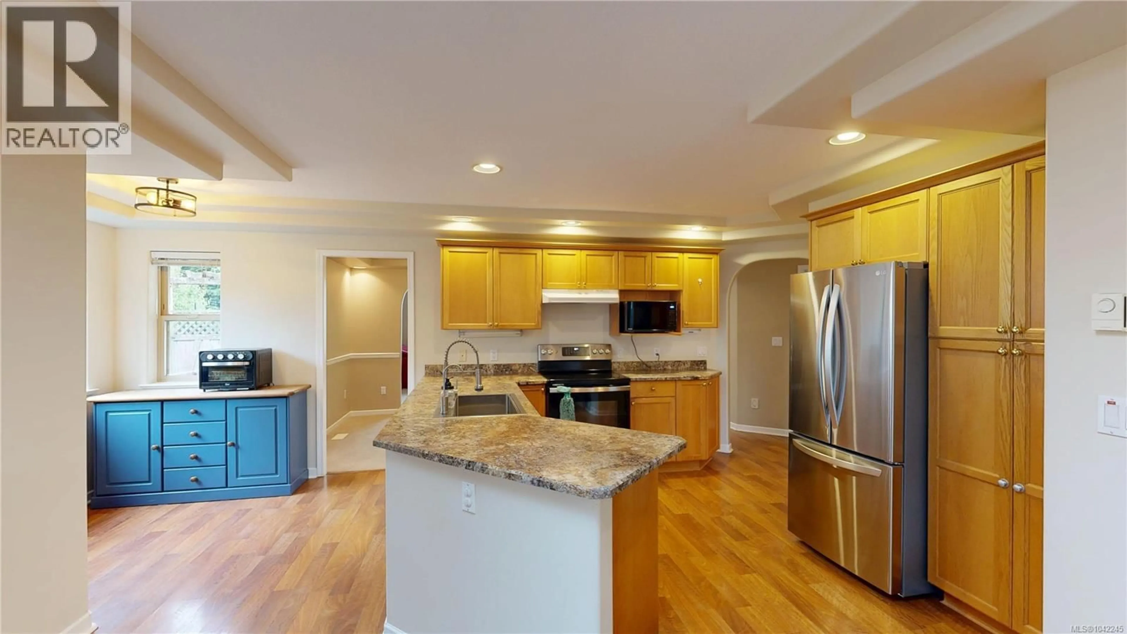 Open concept kitchen, unknown for 1137 YELLOWBRICK ROAD, Parksville British Columbia V9P1K4