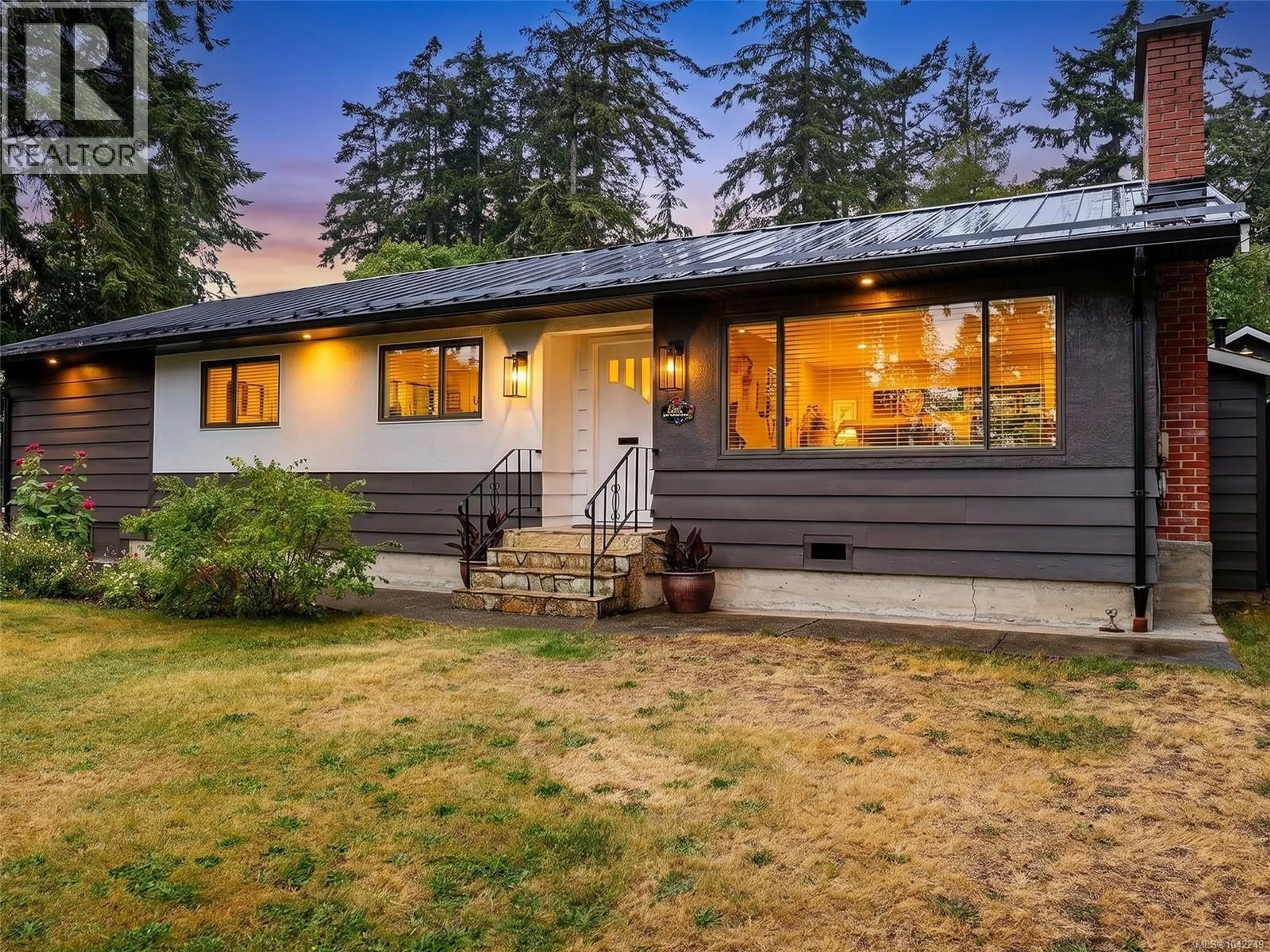 Home with vinyl exterior material, street for 8508 EBOR TERRACE, North Saanich British Columbia V8L1L5