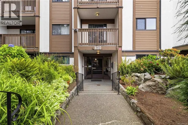 304 - 830 ESQUIMALT ROAD, Esquimalt 4
