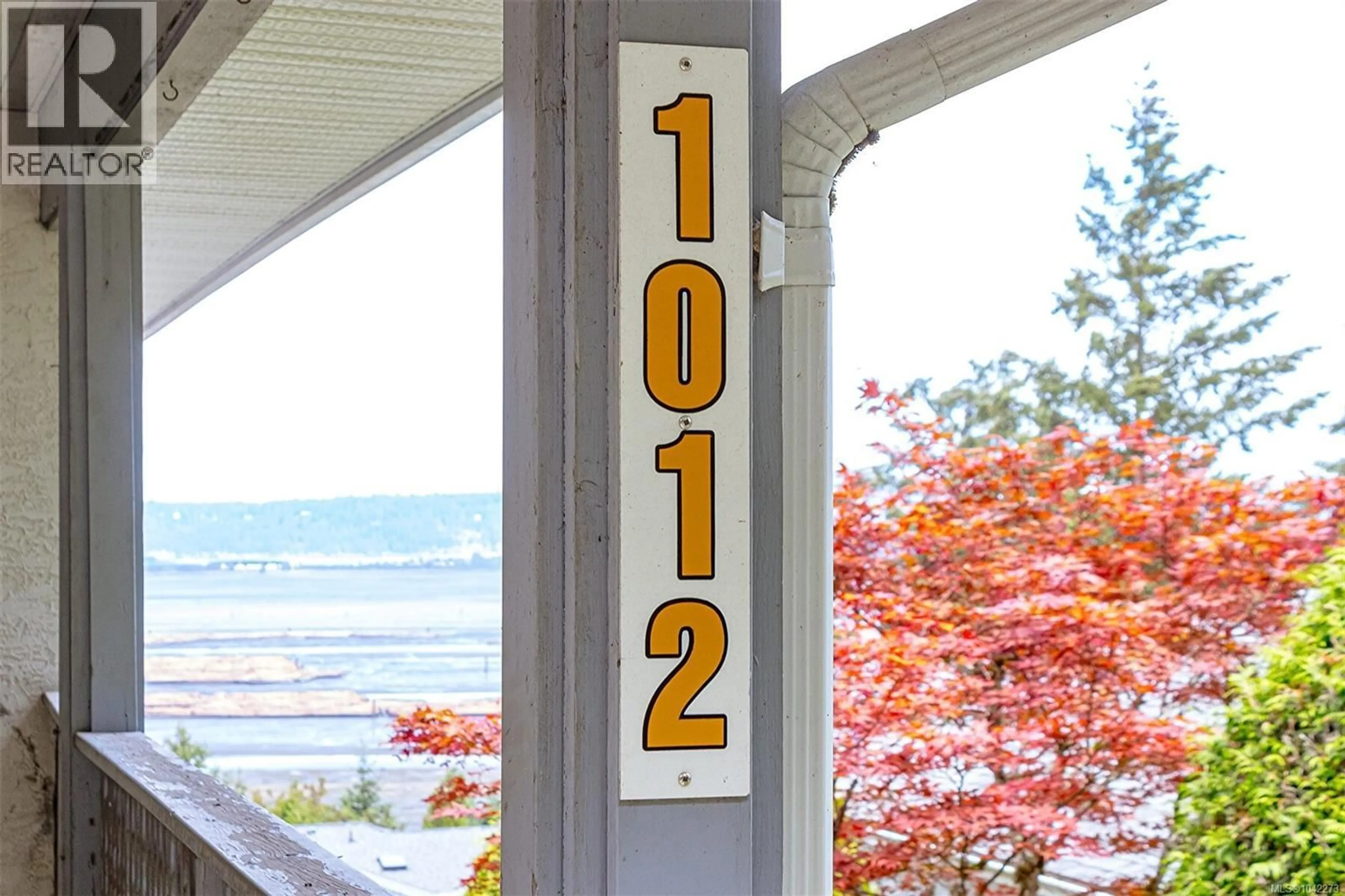 Indoor entryway for 1012 HIGHVIEW TERRACE, Nanaimo British Columbia V9R6K5