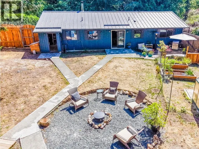4746 BOSUN WAY, Pender Island 2