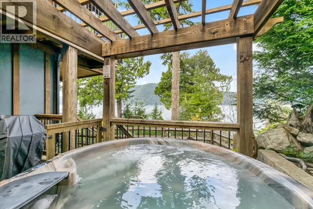 244 - 6596 BAIRD ROAD, Port Renfrew 3