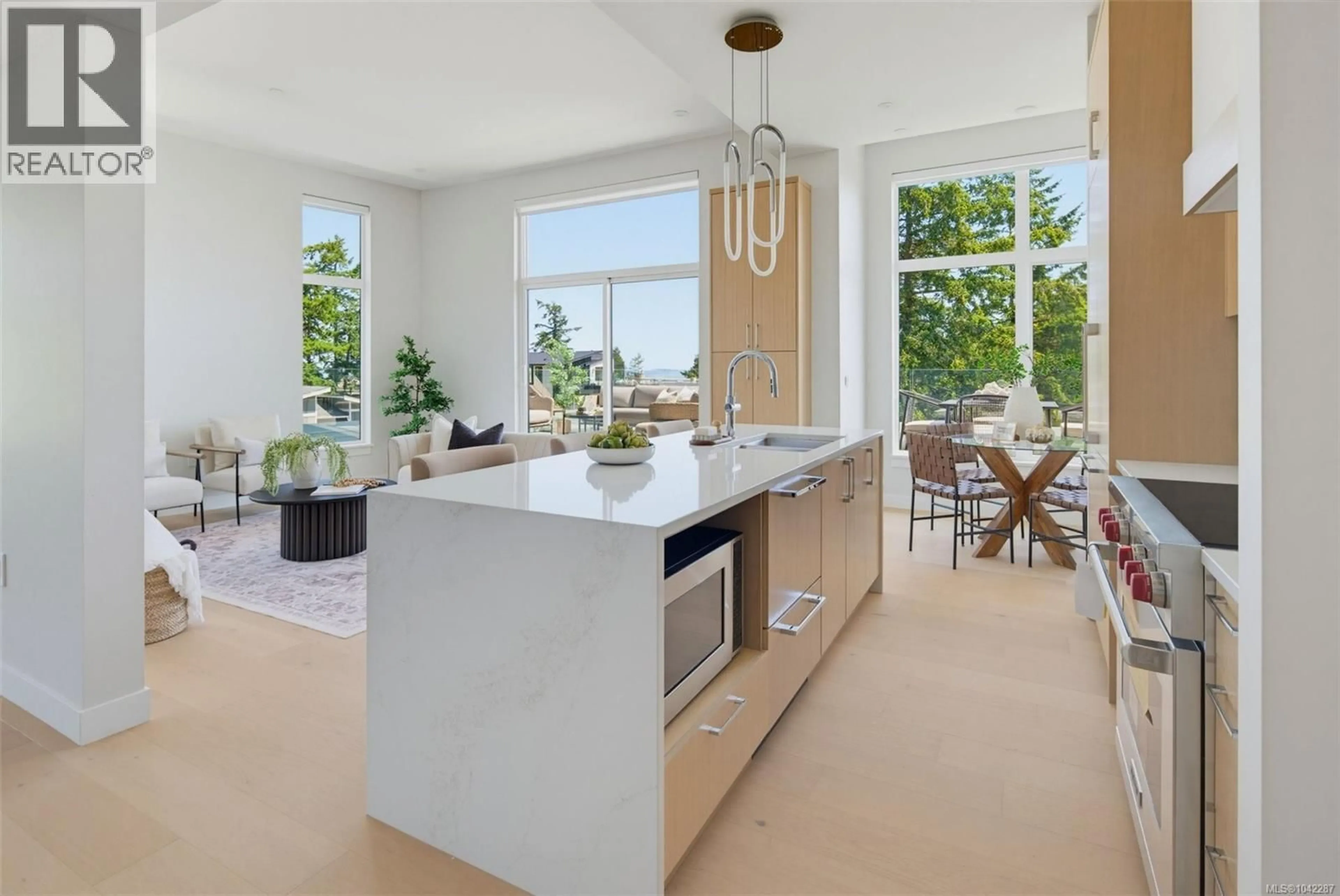 Open concept kitchen, unknown for PH 404 - 5229 CORDOVA BAY ROAD, Saanich British Columbia V8Y2L1