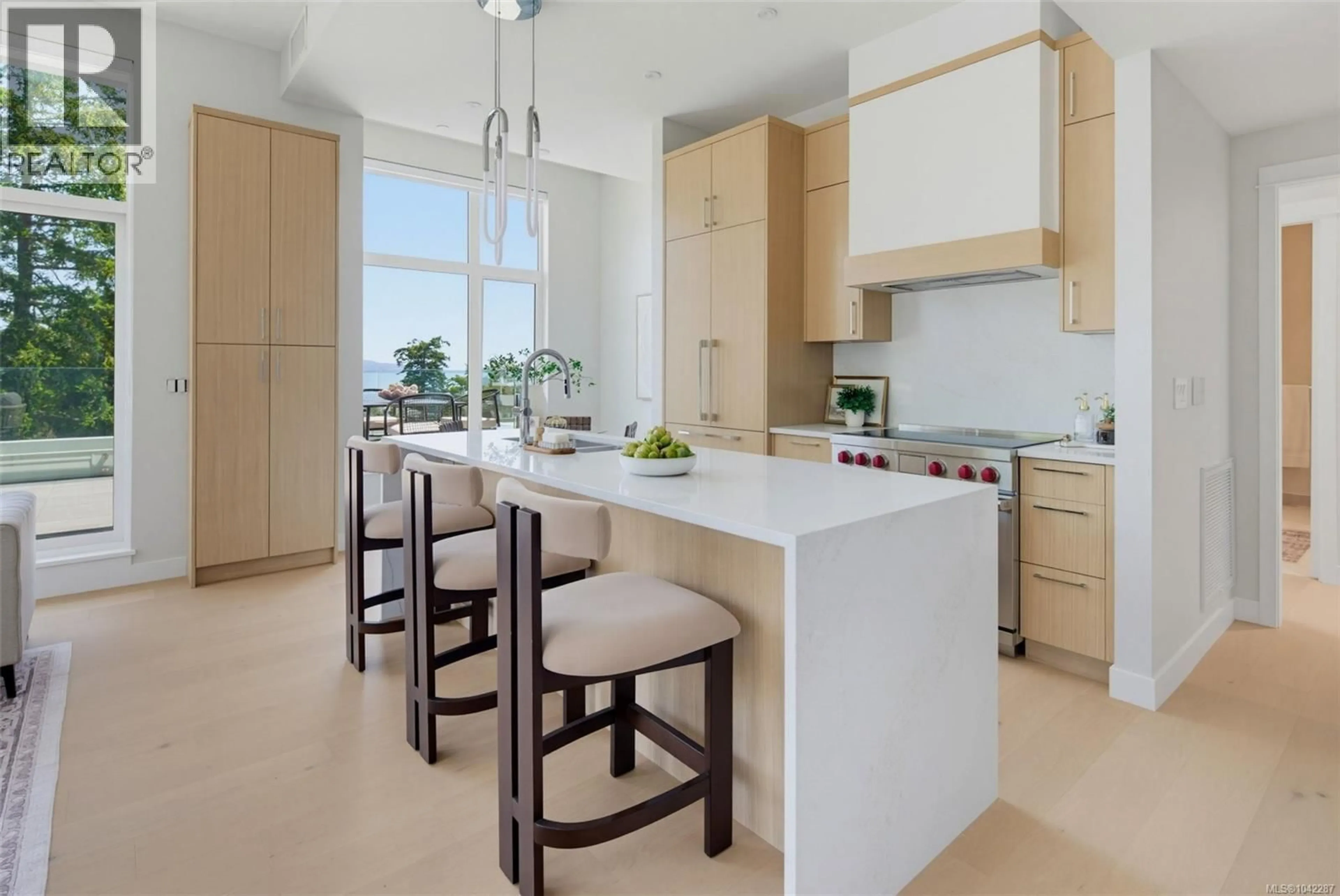 Contemporary kitchen, ceramic/tile floor for PH 404 - 5229 CORDOVA BAY ROAD, Saanich British Columbia V8Y2L1