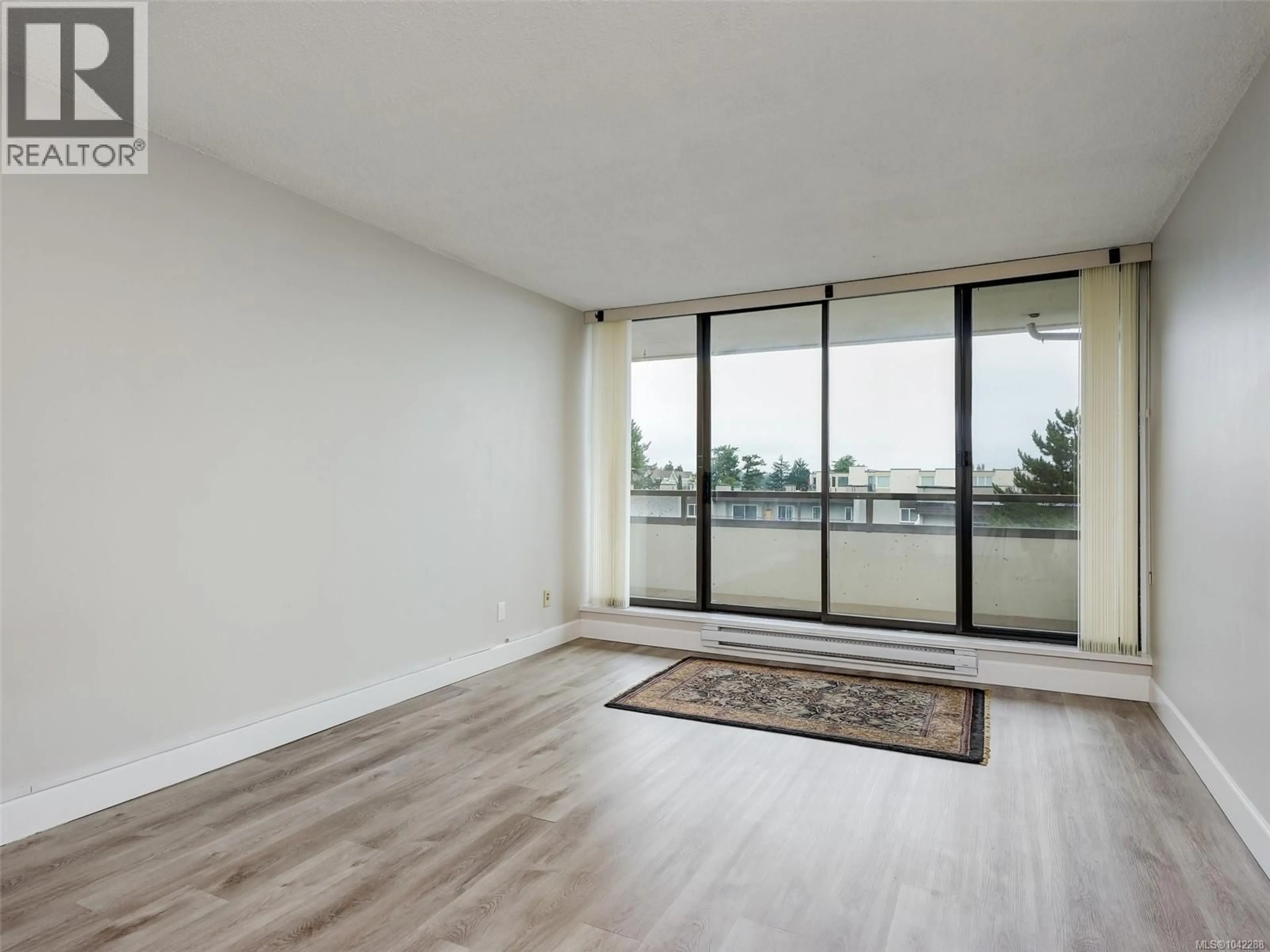 A pic of a room for 409 - 9805 SECOND STREET, Sidney British Columbia V8L4T9