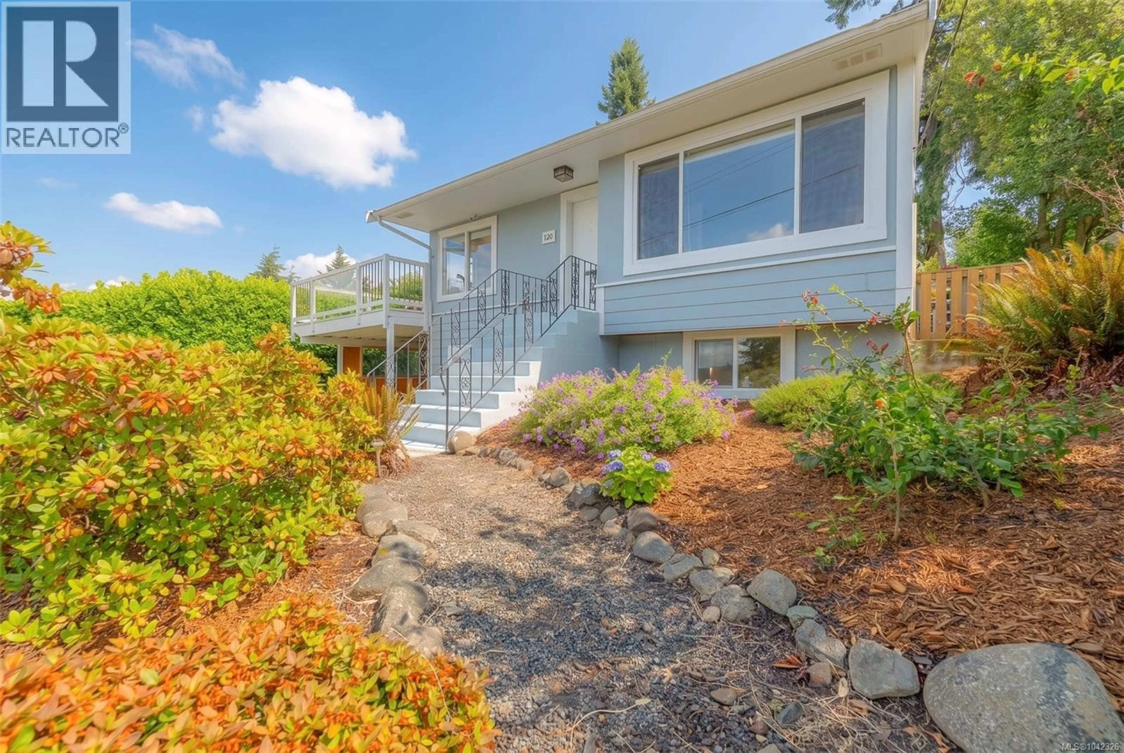 Unknown for 631 MAPLE STREET, Nanaimo British Columbia V9S2J8