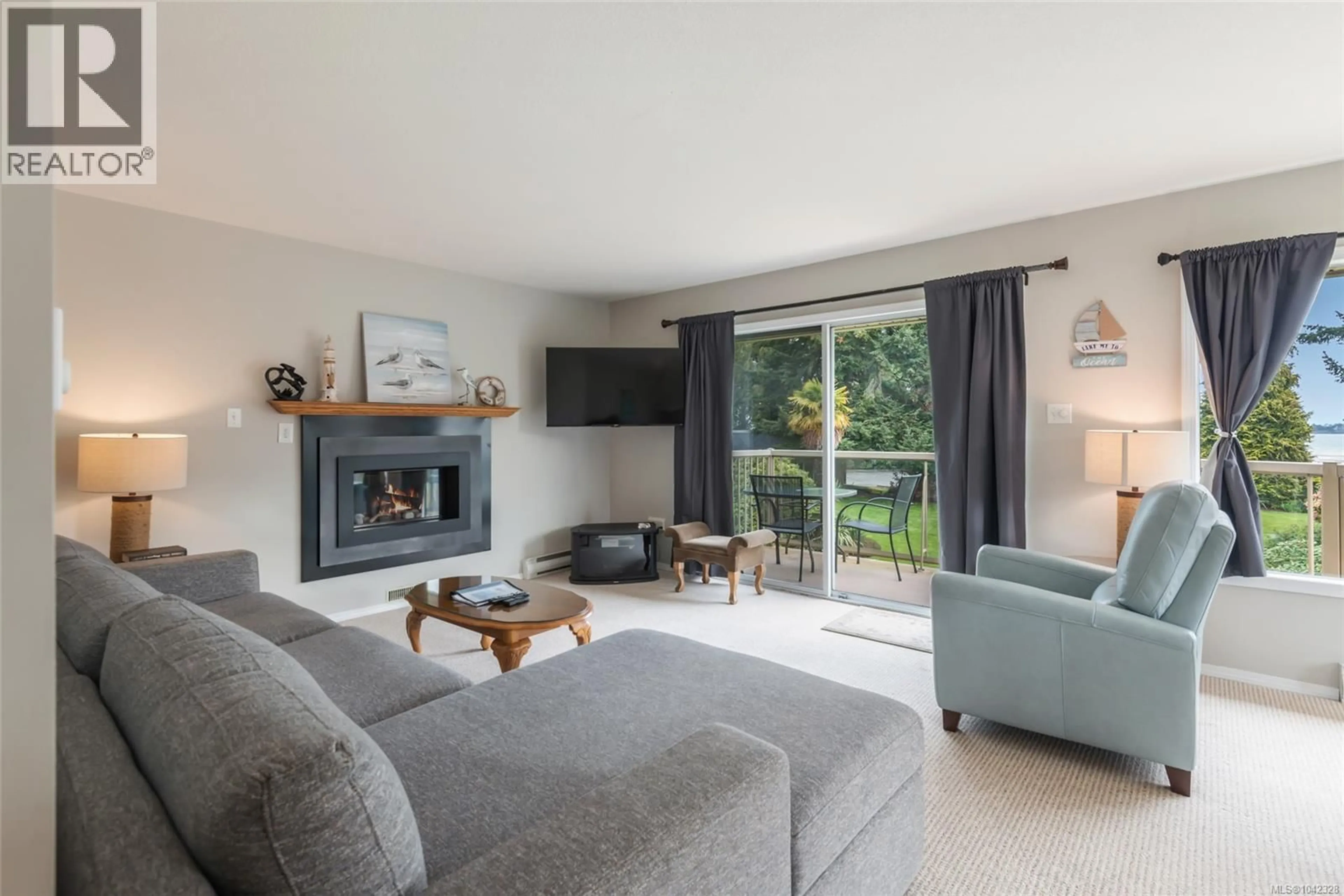 Living room with furniture, unknown for 31 - 1165 RESORT DRIVE, Parksville British Columbia V9P2E2