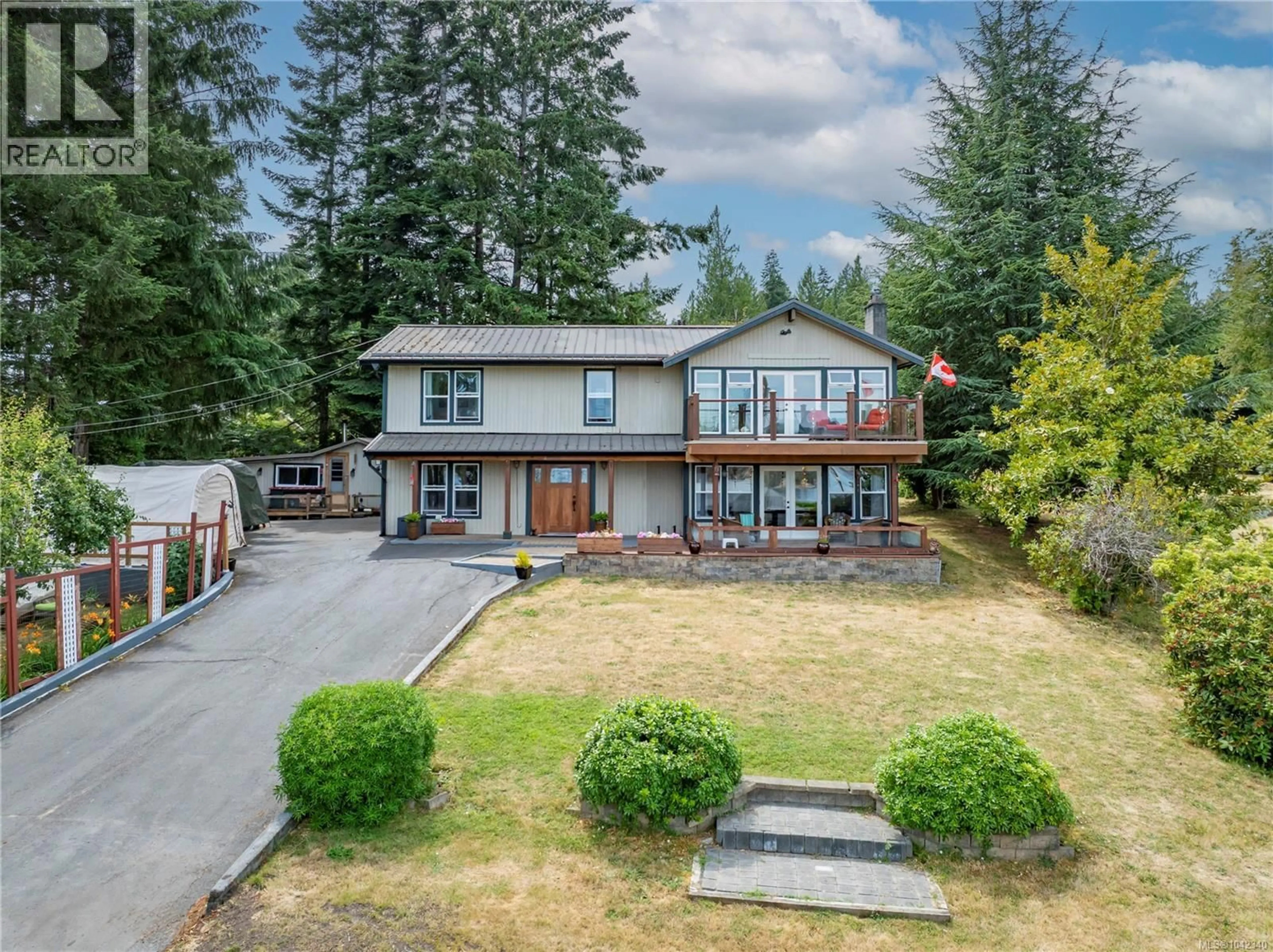 A pic from outside/outdoor area/front of a property/back of a property/a pic from drone, unknown for 1671 FAWCETT ROAD, Nanaimo British Columbia V9X1P2