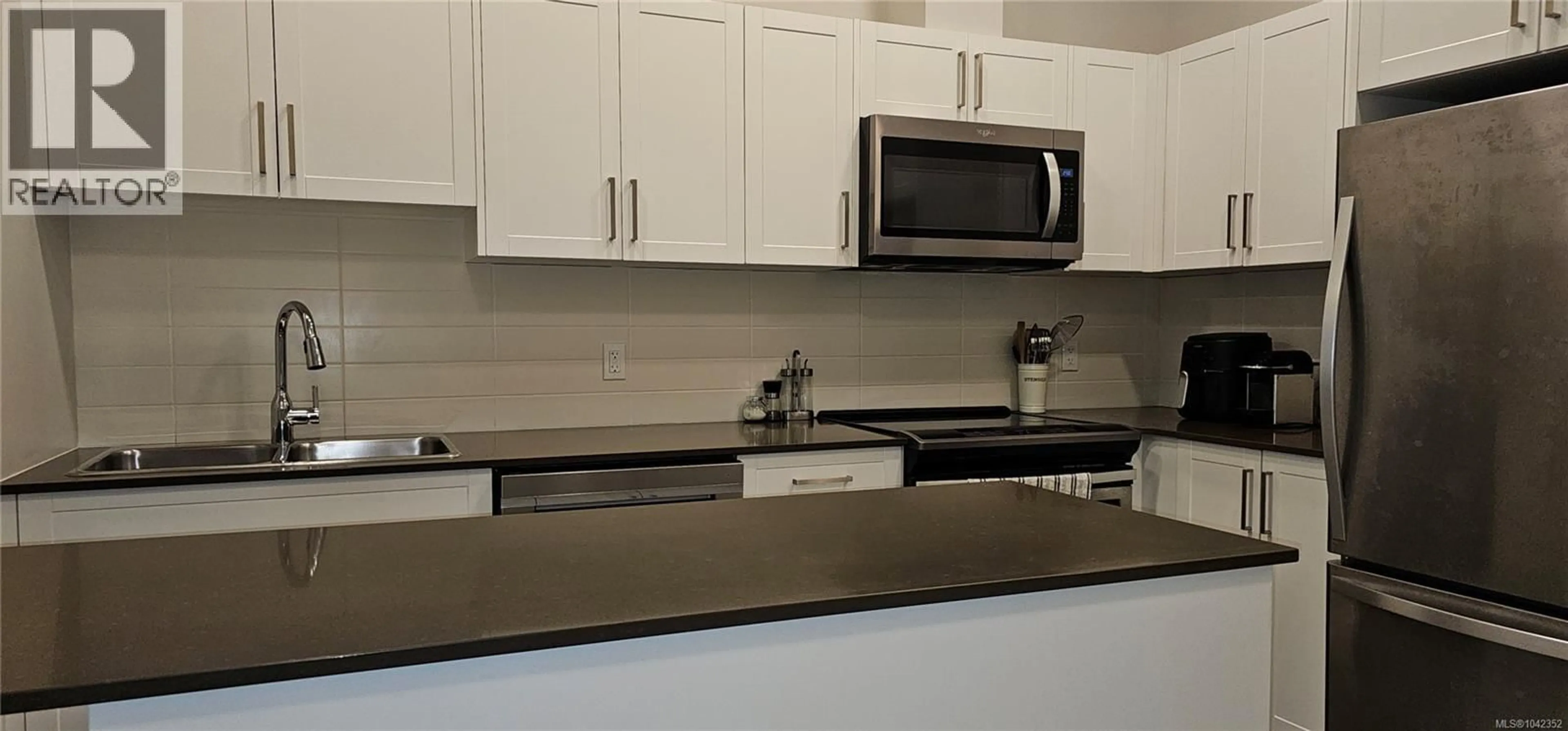 Standard kitchen, unknown for 104 - 868 ORONO AVENUE, Langford British Columbia V9B0X9