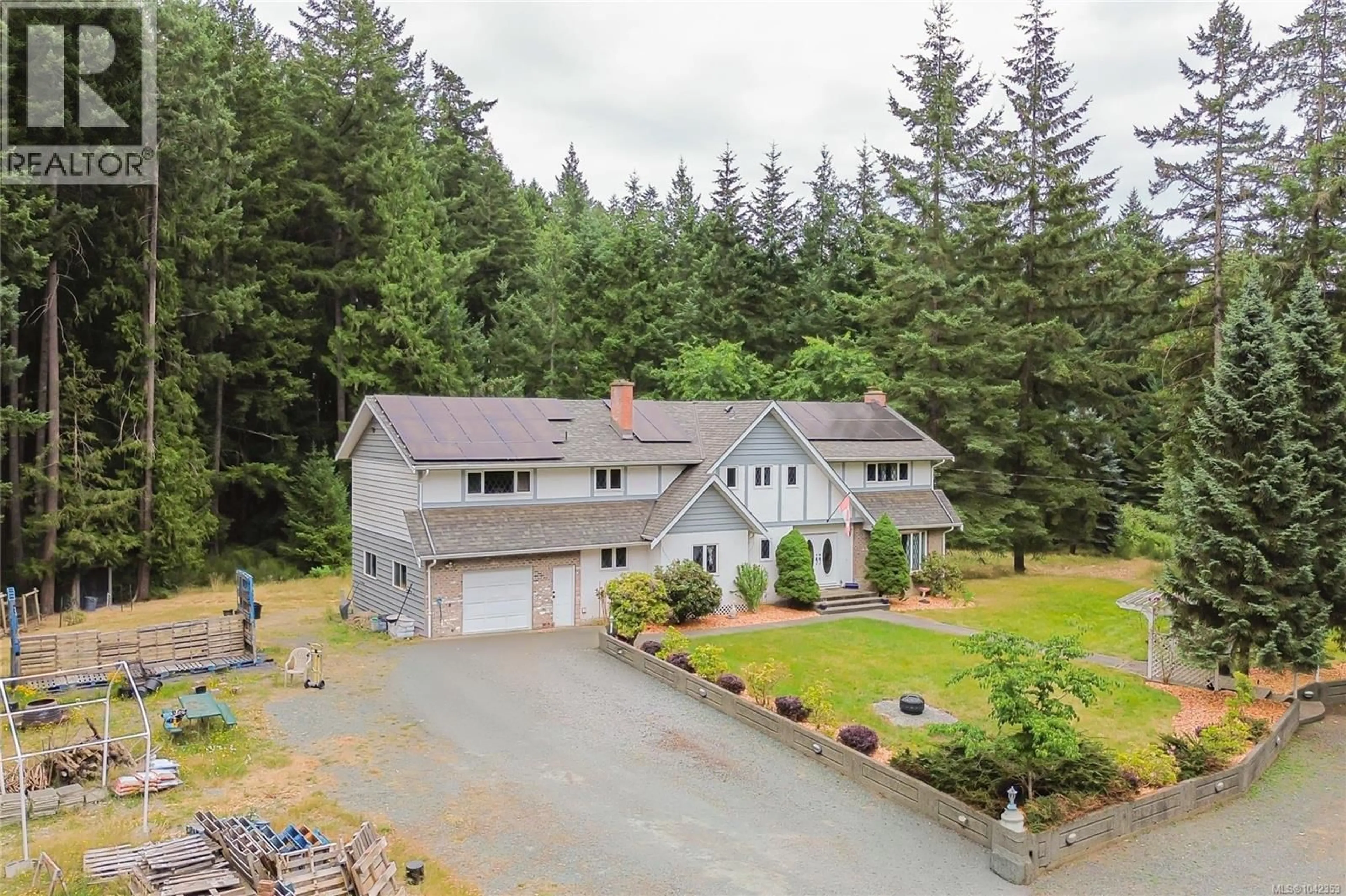 A pic from outside/outdoor area/front of a property/back of a property/a pic from drone, unknown for 1425 GALLIER ROAD, Cobble Hill British Columbia V0R1L0