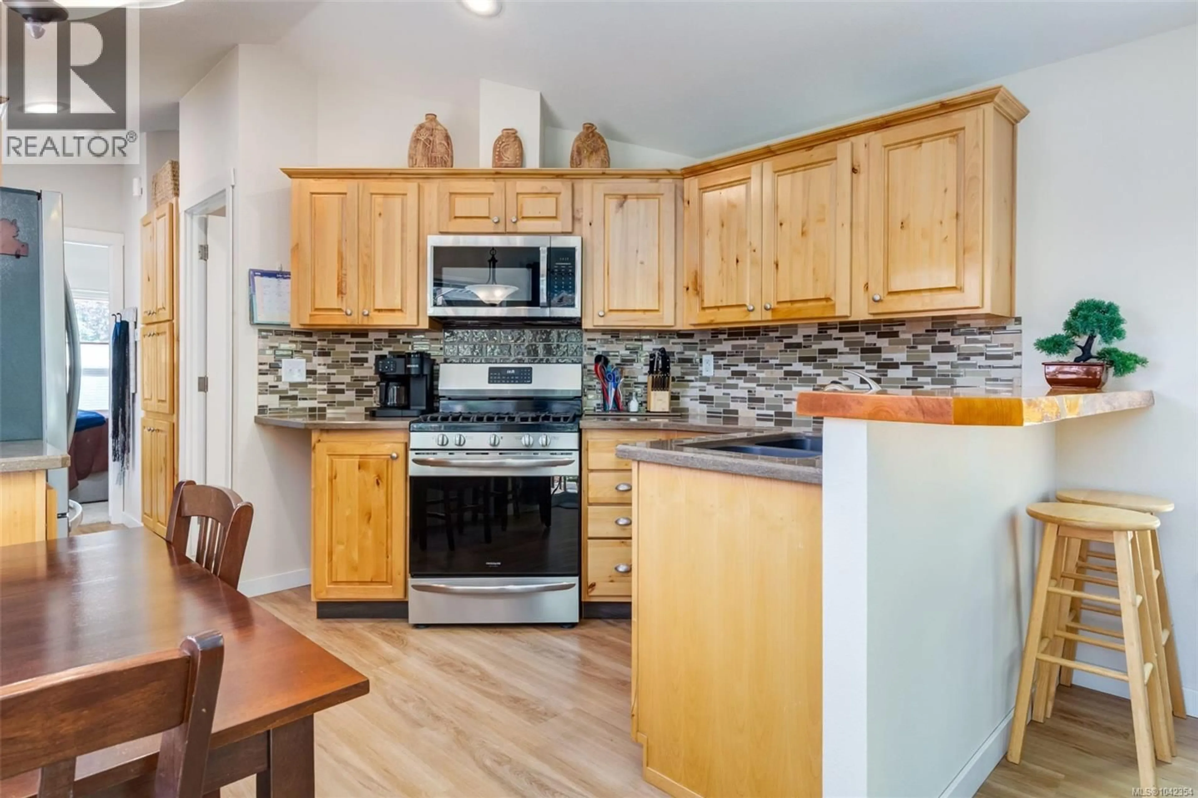 Open concept kitchen, unknown for 105 - 3042 RIVER ROAD, Chemainus British Columbia V0R1K3