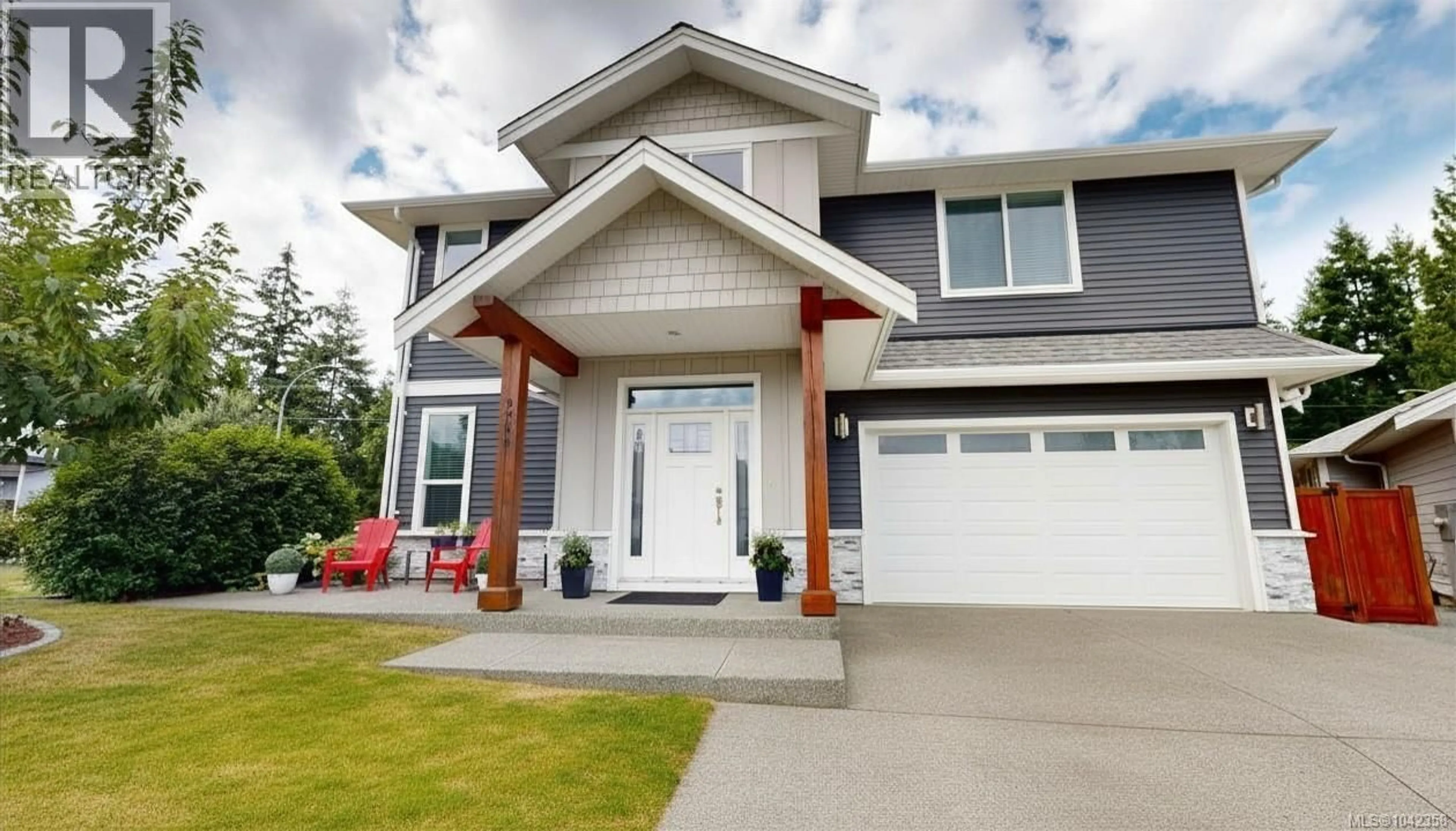 Home with vinyl exterior material, street for 3703 DELIA TERRACE, Nanaimo British Columbia V9T0L1