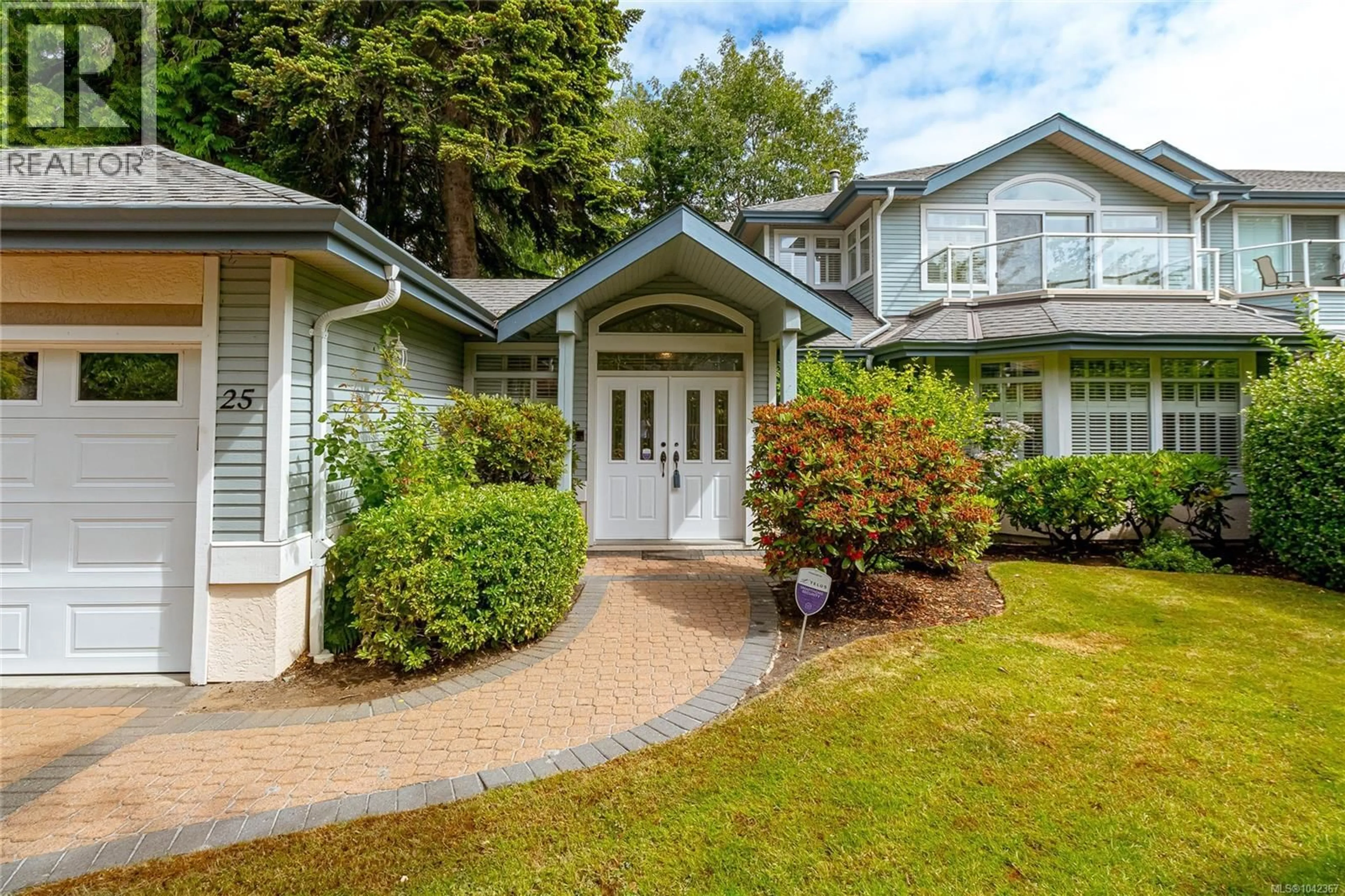 Unknown for 25 - 5187 CORDOVA BAY ROAD, Saanich British Columbia V8Y2K7
