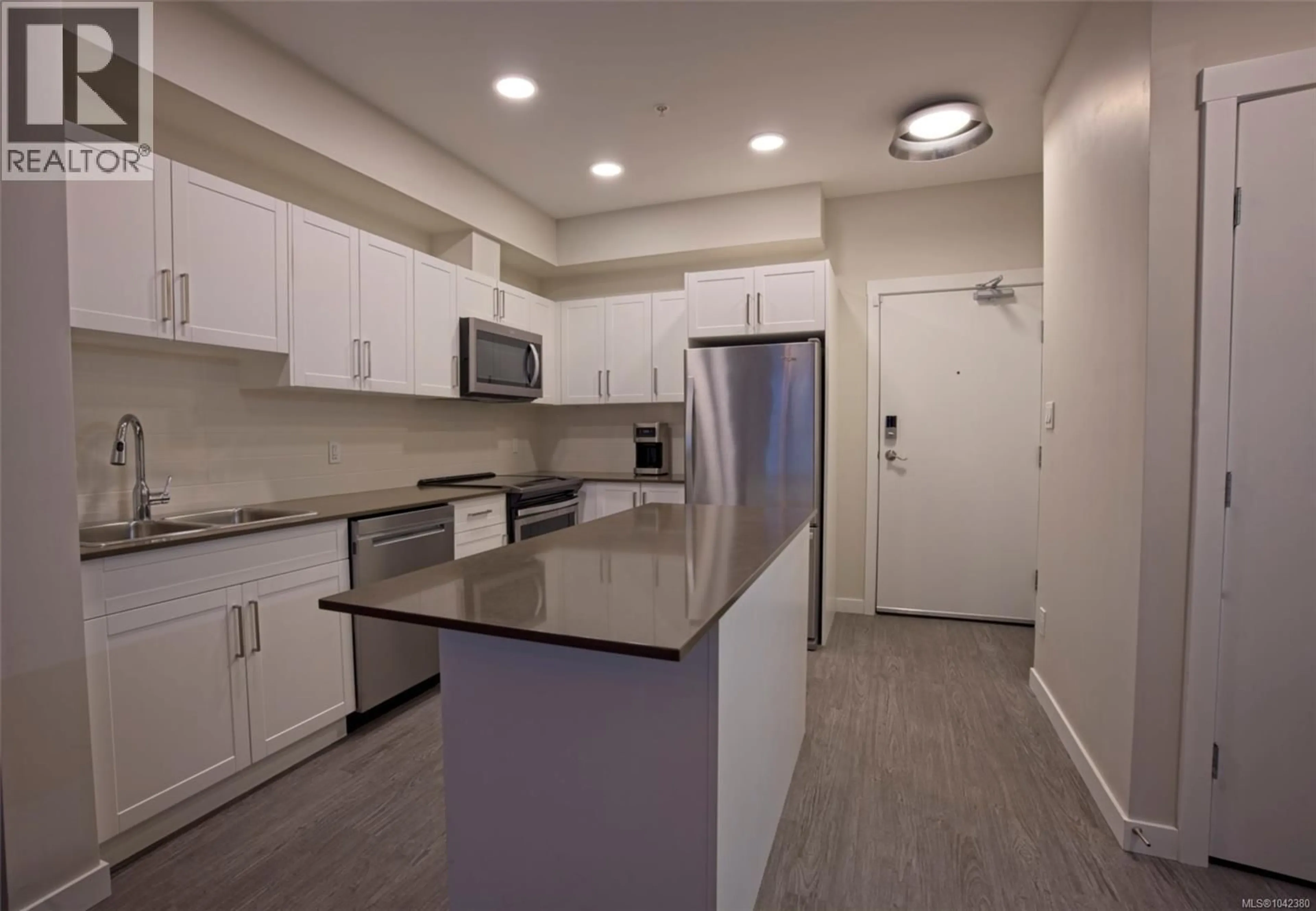 Standard kitchen, unknown for 204 - 868 ORONO AVENUE, Langford British Columbia V9B0X9