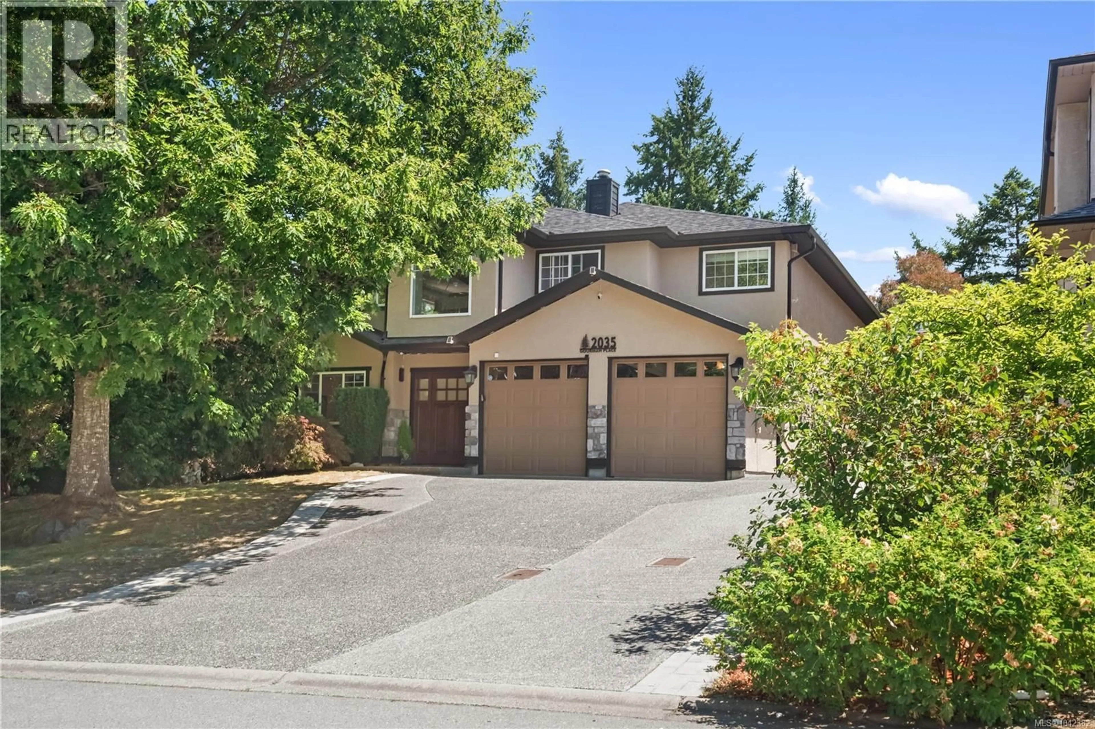 Home with vinyl exterior material, street for 2035 GOURMAN PLACE, Langford British Columbia V9B6A9