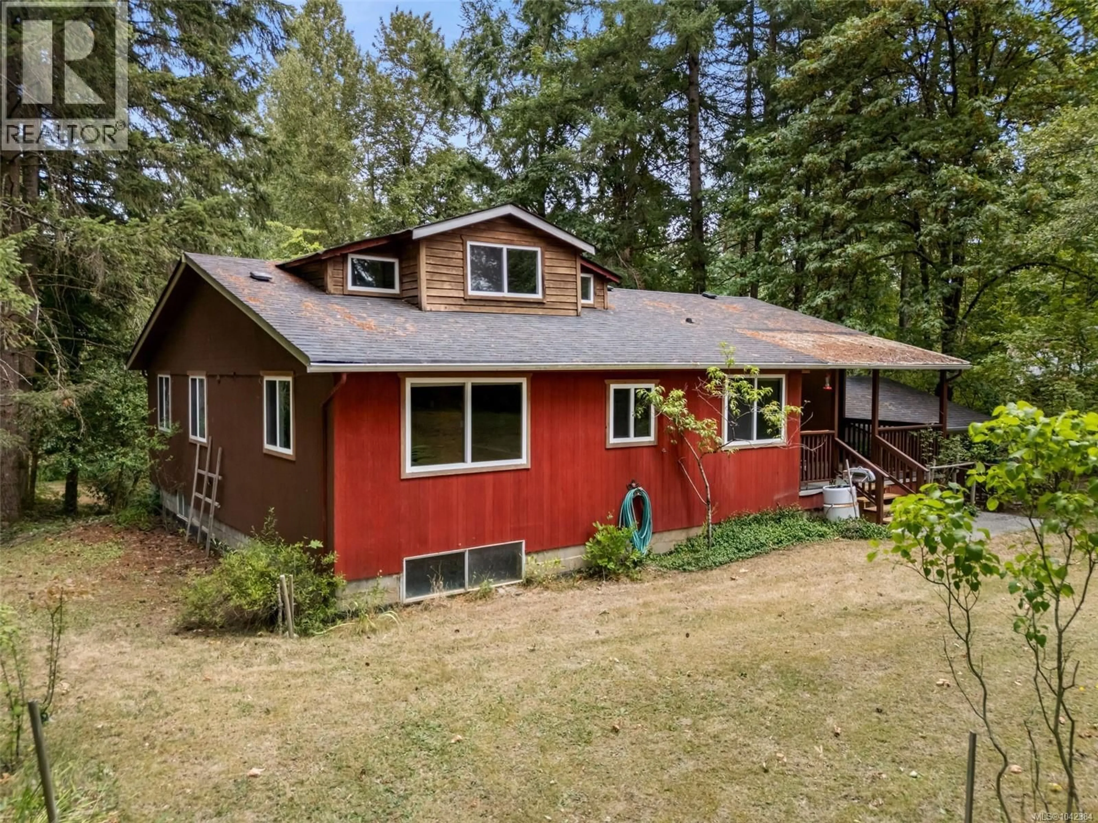 A pic from outside/outdoor area/front of a property/back of a property/a pic from drone, unknown for 6025 CASTLEY ROAD, Duncan British Columbia V9L6K2