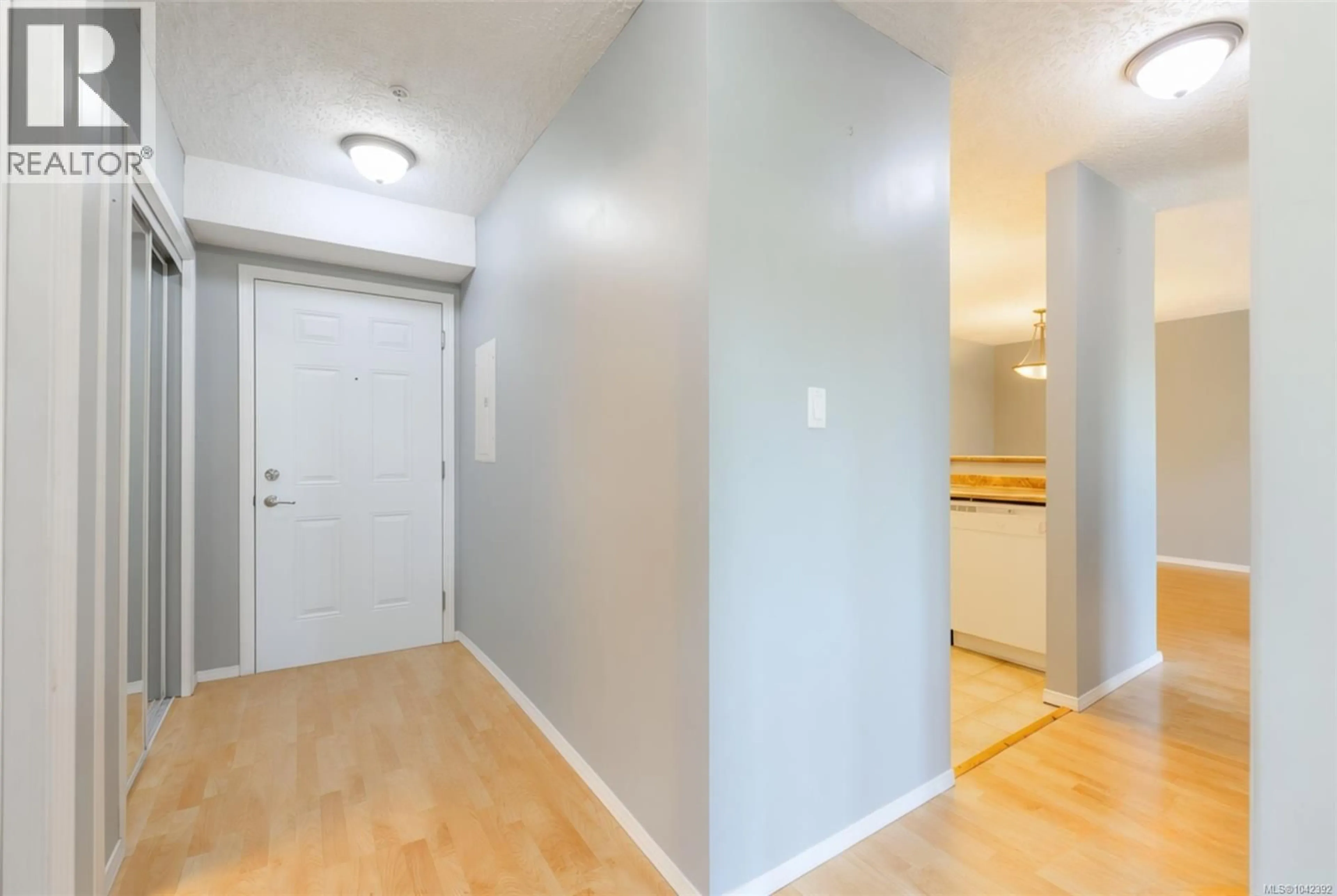 Unknown for 10 - 8 WHITE STREET, Ladysmith British Columbia V9G1A9