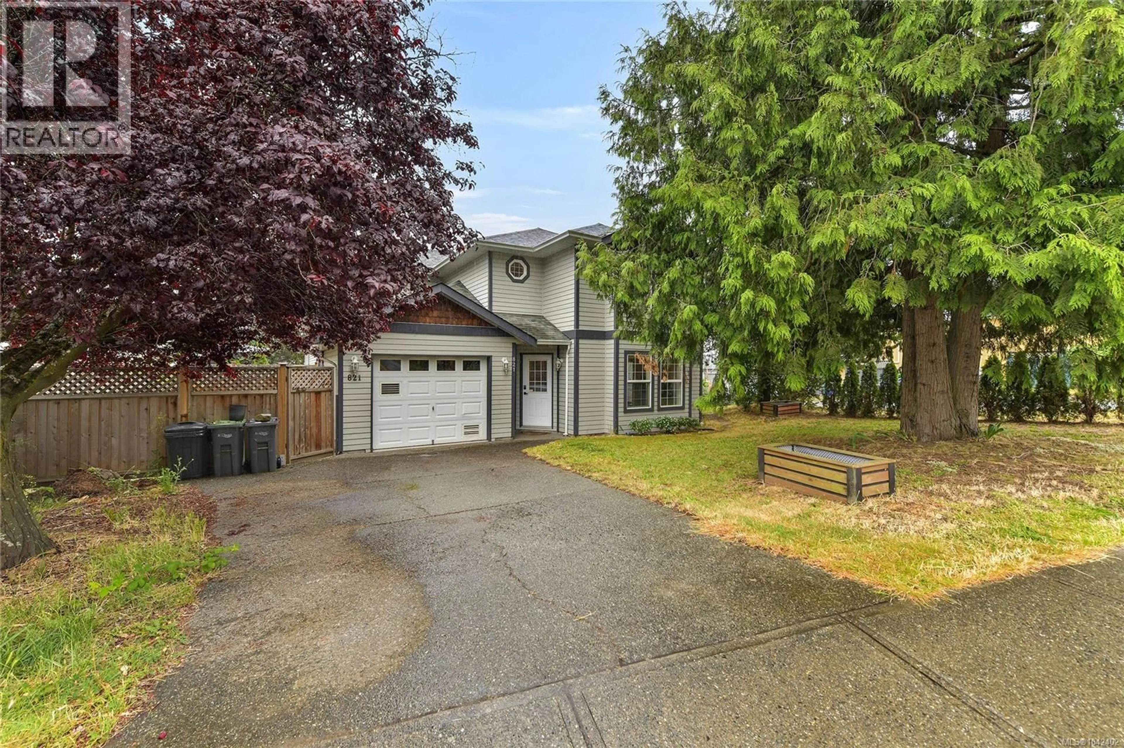 Unknown for 821 LAMPSON STREET, Esquimalt British Columbia V9A6B4