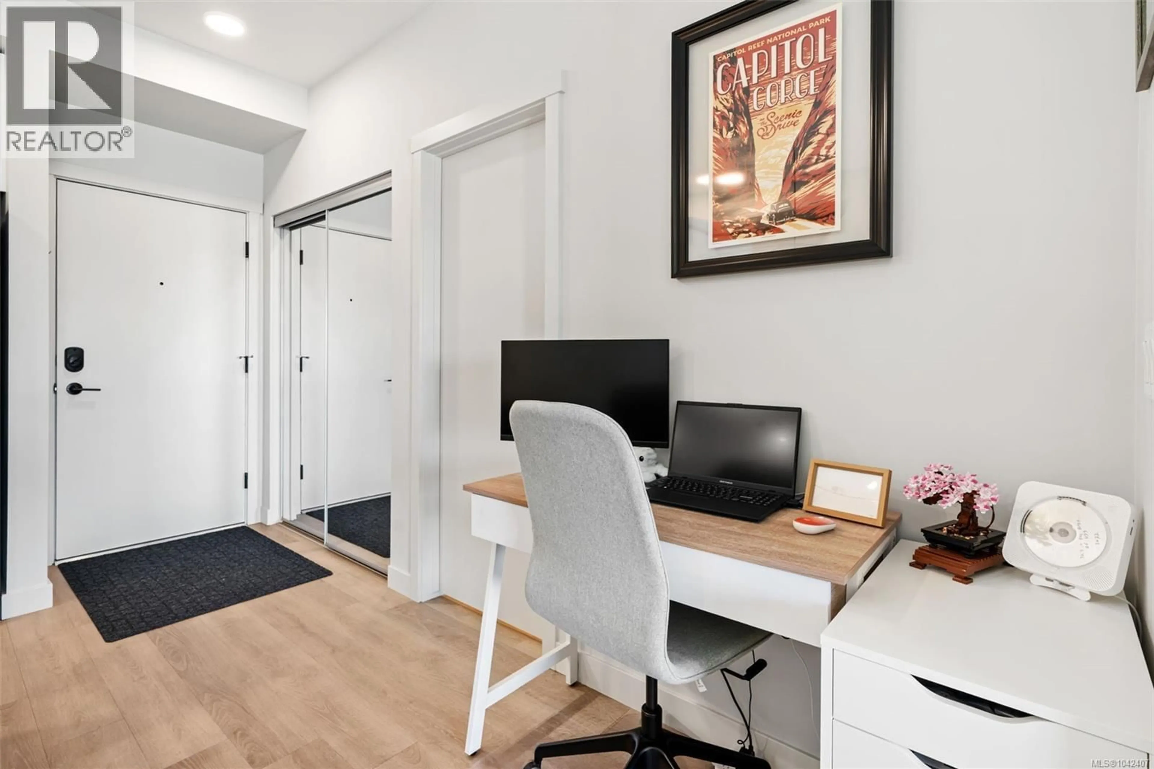A pic of a room for 302 - 2469 GATEWAY ROAD, Langford British Columbia V9B6R7
