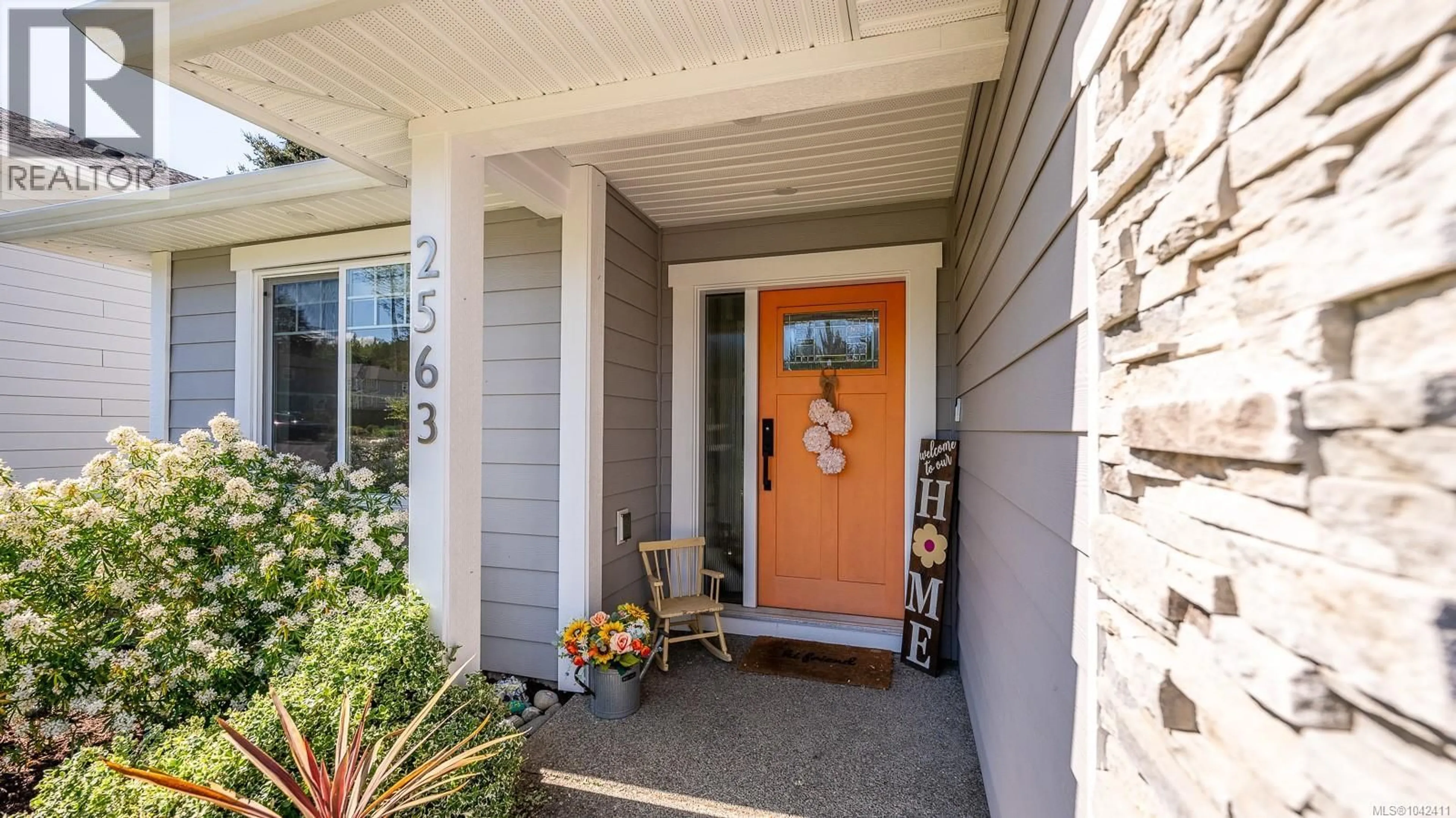 Indoor entryway for 2563 BROOKFIELD DRIVE, Courtenay British Columbia V9N0E6