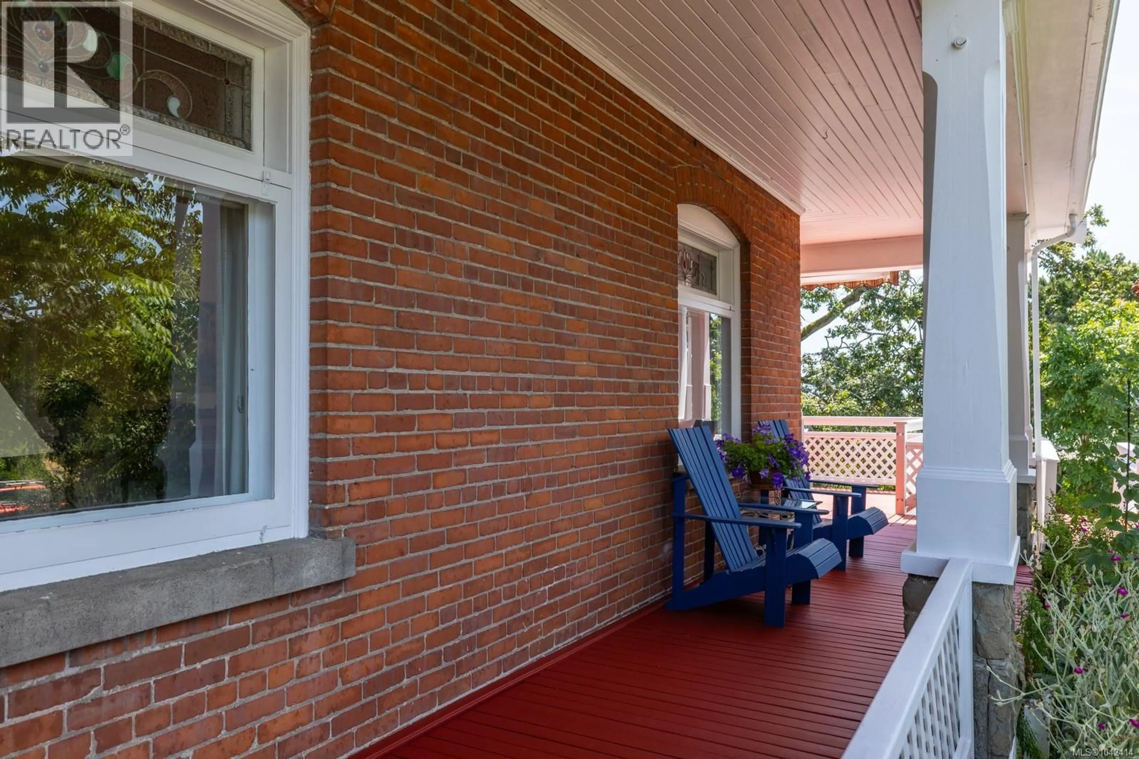 Patio, street for 609 MARY STREET, Victoria British Columbia V9A3W4
