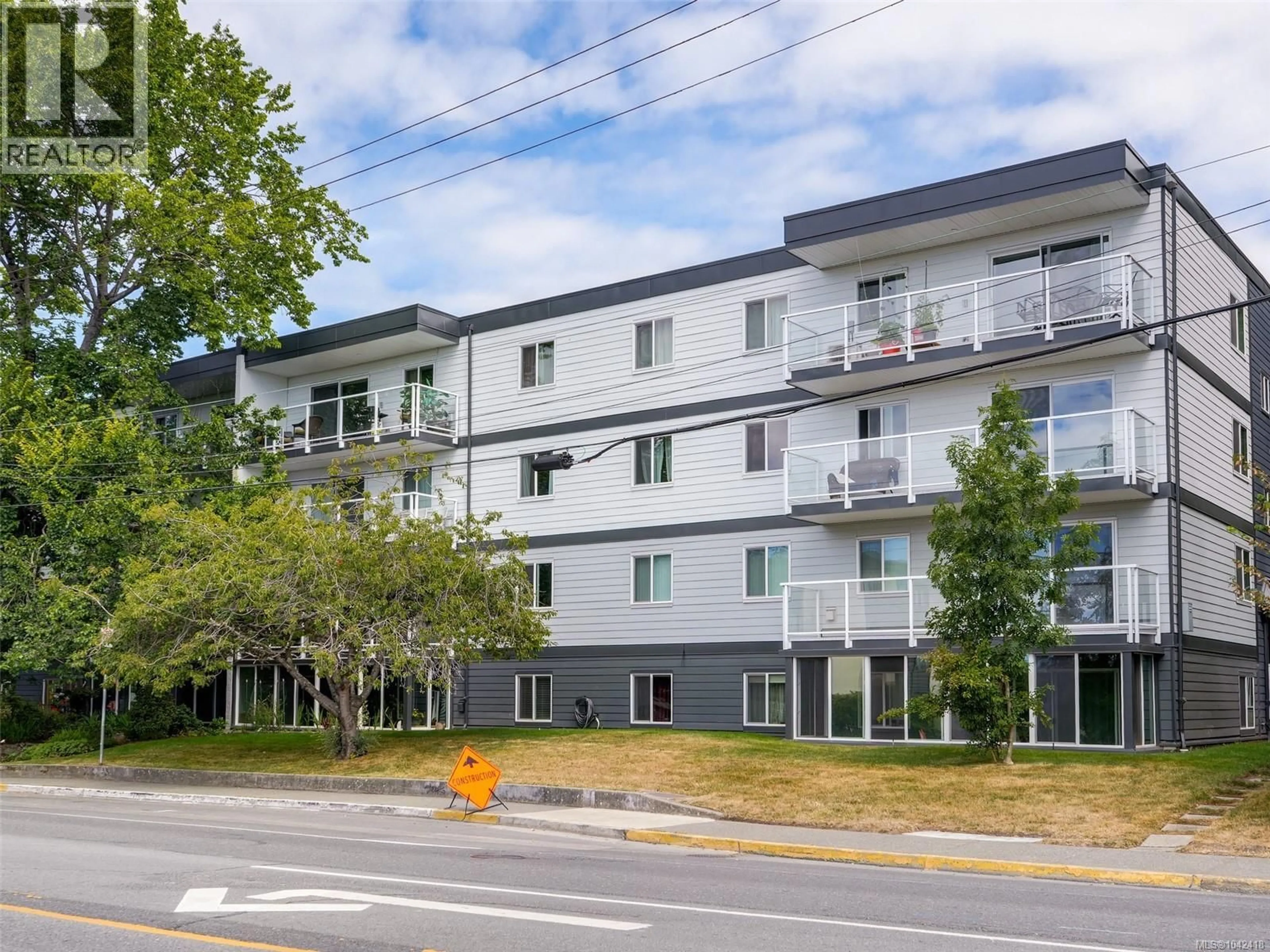 Unknown for 207 - 1124 ESQUIMALT ROAD, Esquimalt British Columbia V9A3N4