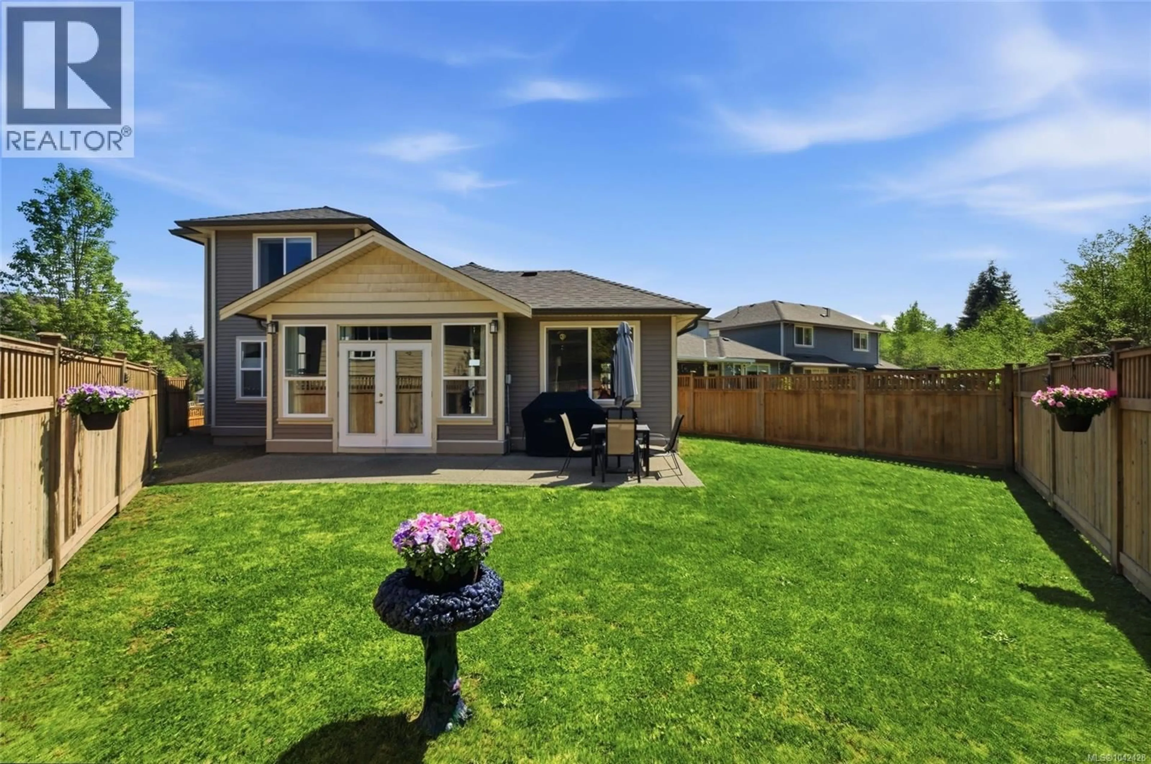 Home with vinyl exterior material, unknown for 751 JAMES PLACE, Ladysmith British Columbia V9G1W2