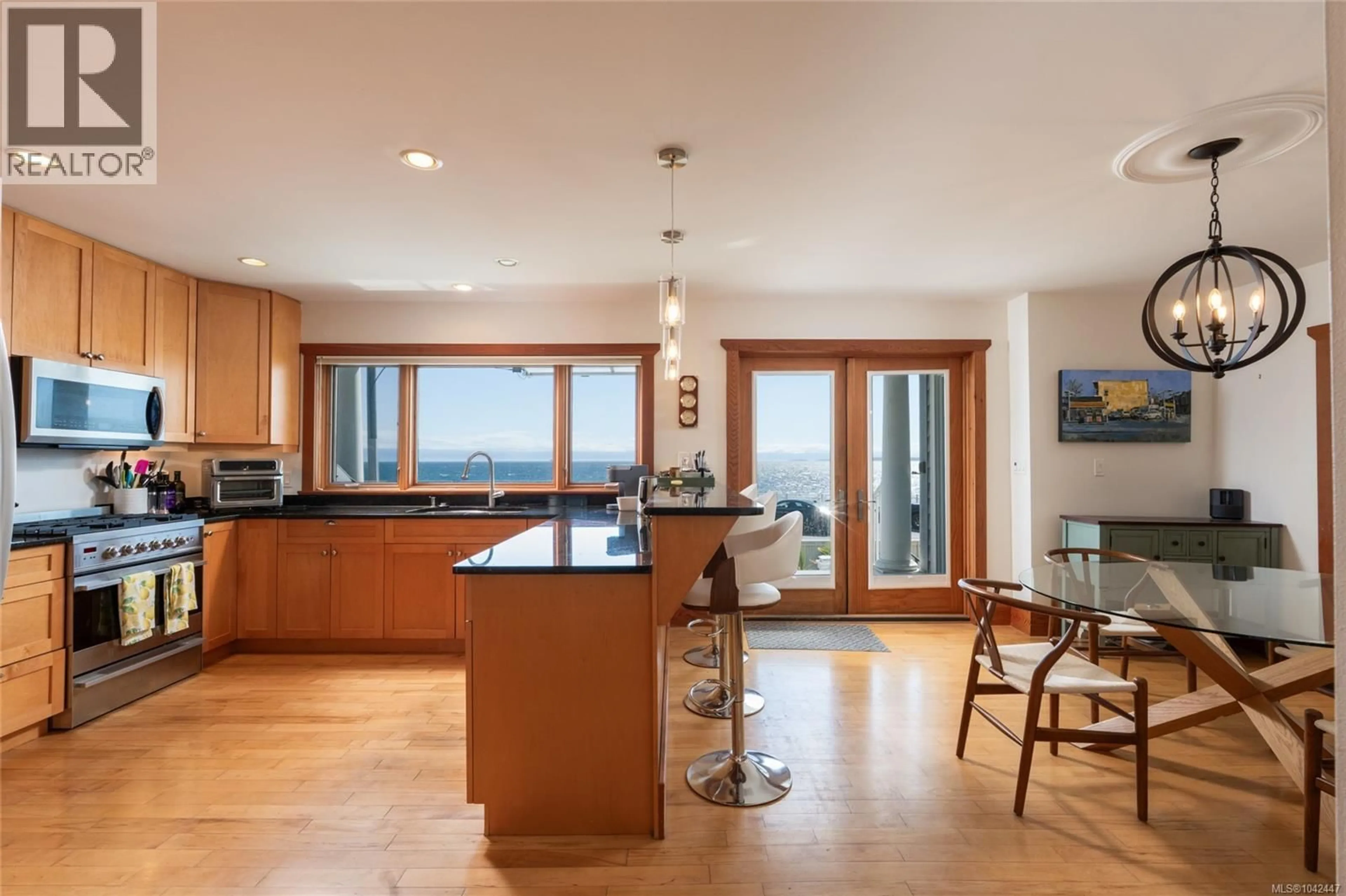 Open concept kitchen, unknown for 1 - 338 DALLAS ROAD, Victoria British Columbia V8V1A8
