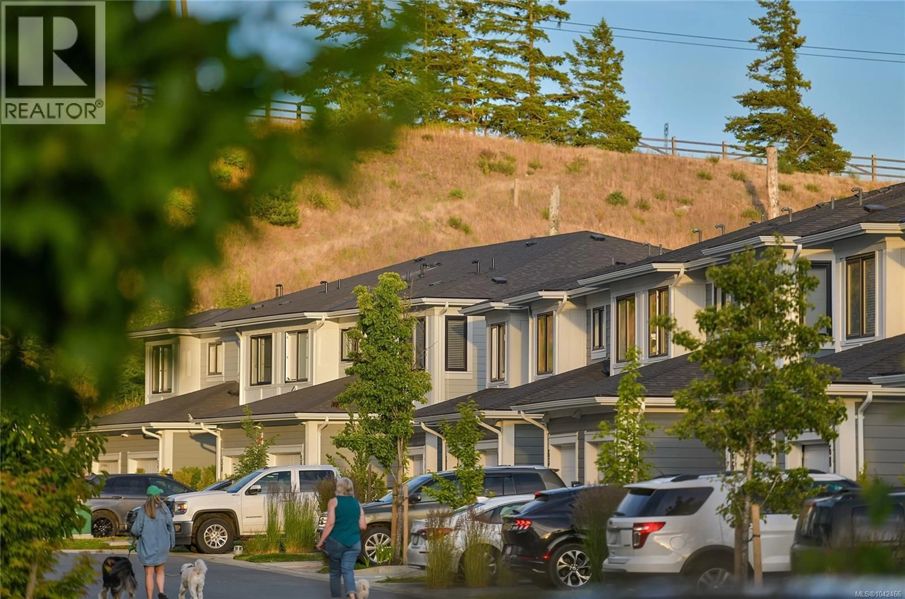 Patio, mountain view for 23 - 255 CASPIAN DRIVE, Colwood British Columbia V9C0R9