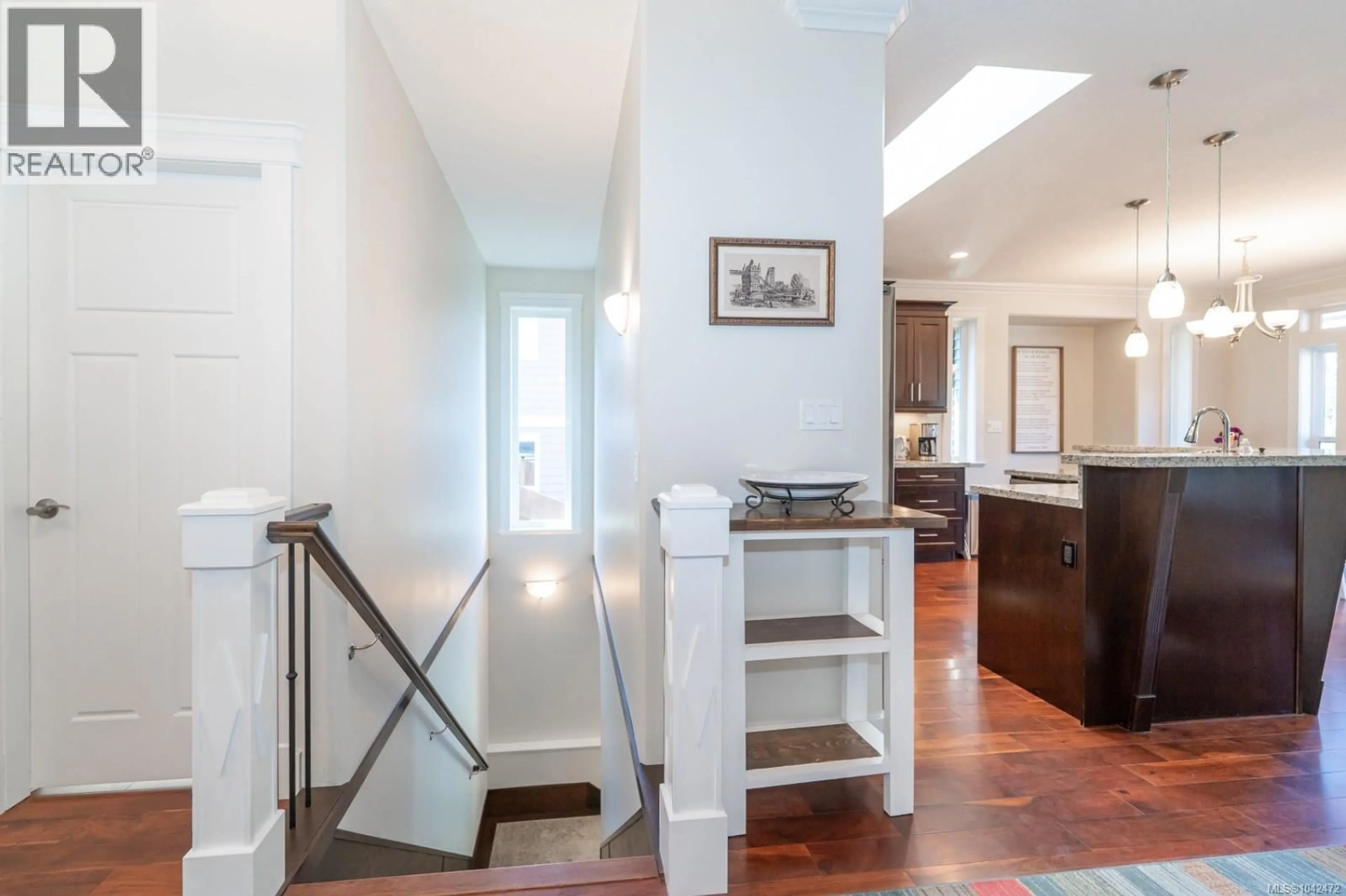 Indoor entryway for 908 HANINGTON ROAD, Ladysmith British Columbia V9G0A4