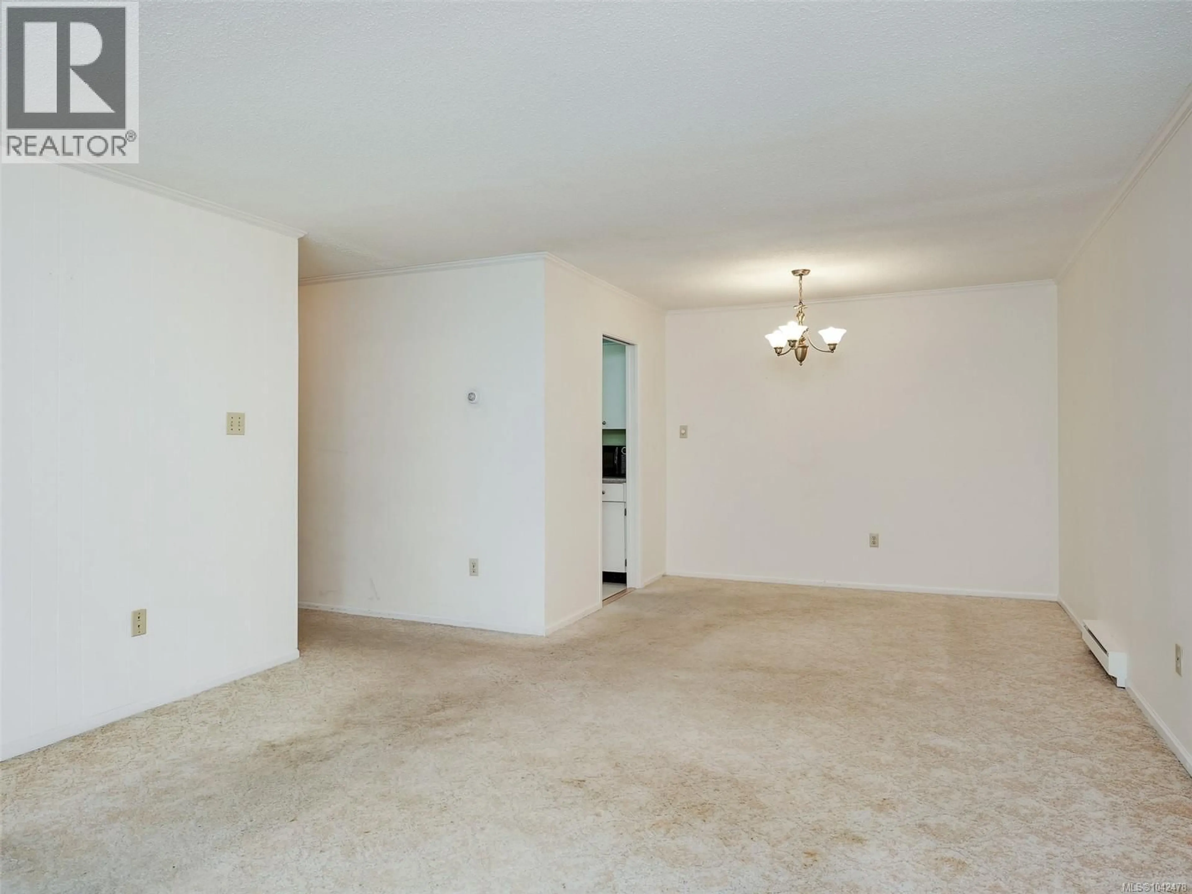A pic of a room for 306 - 1124 ESQUIMALT ROAD, Esquimalt British Columbia V9A5N4