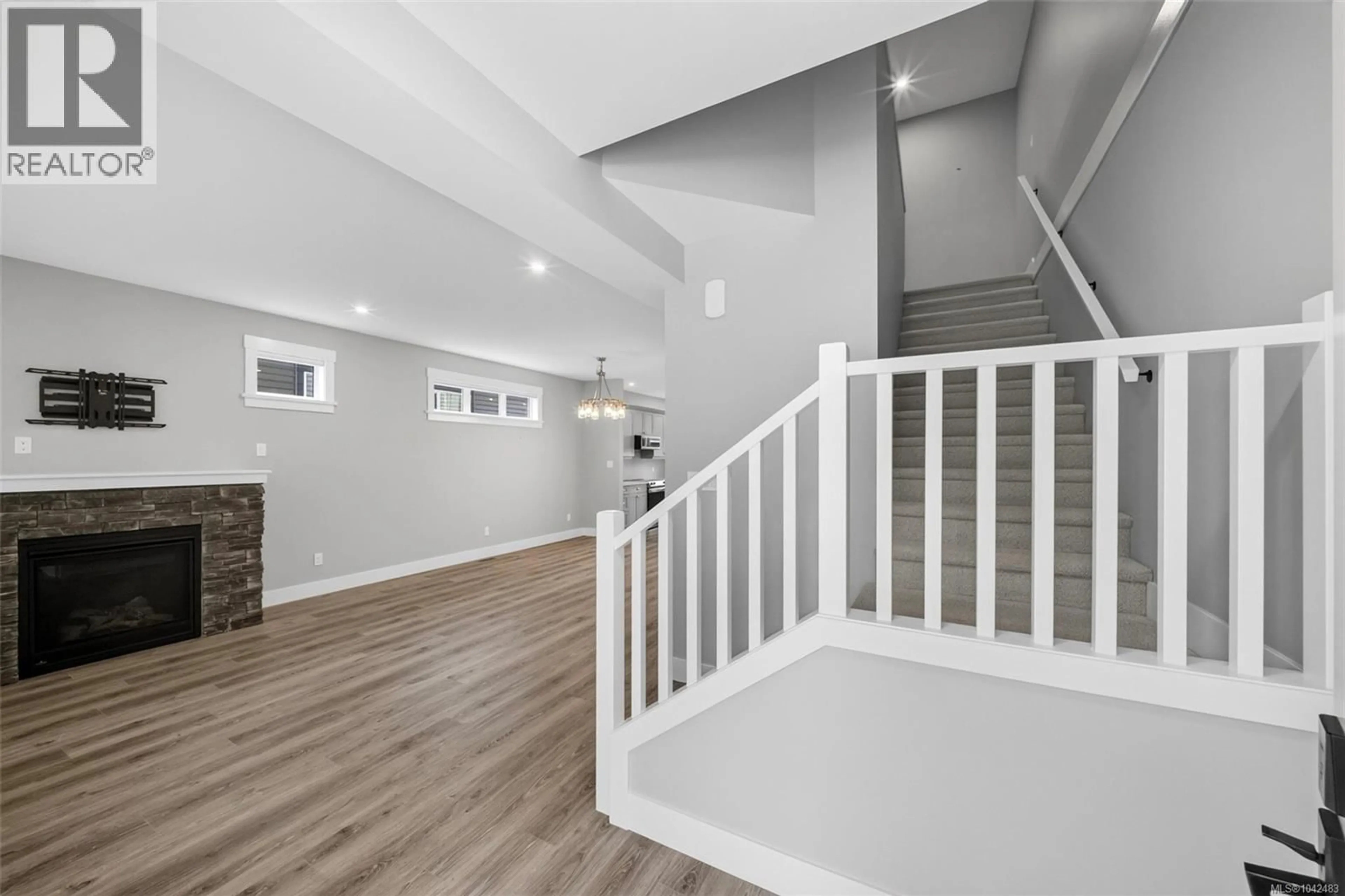Indoor entryway for 636 GIOVANDO WAY, Ladysmith British Columbia V9G1P8