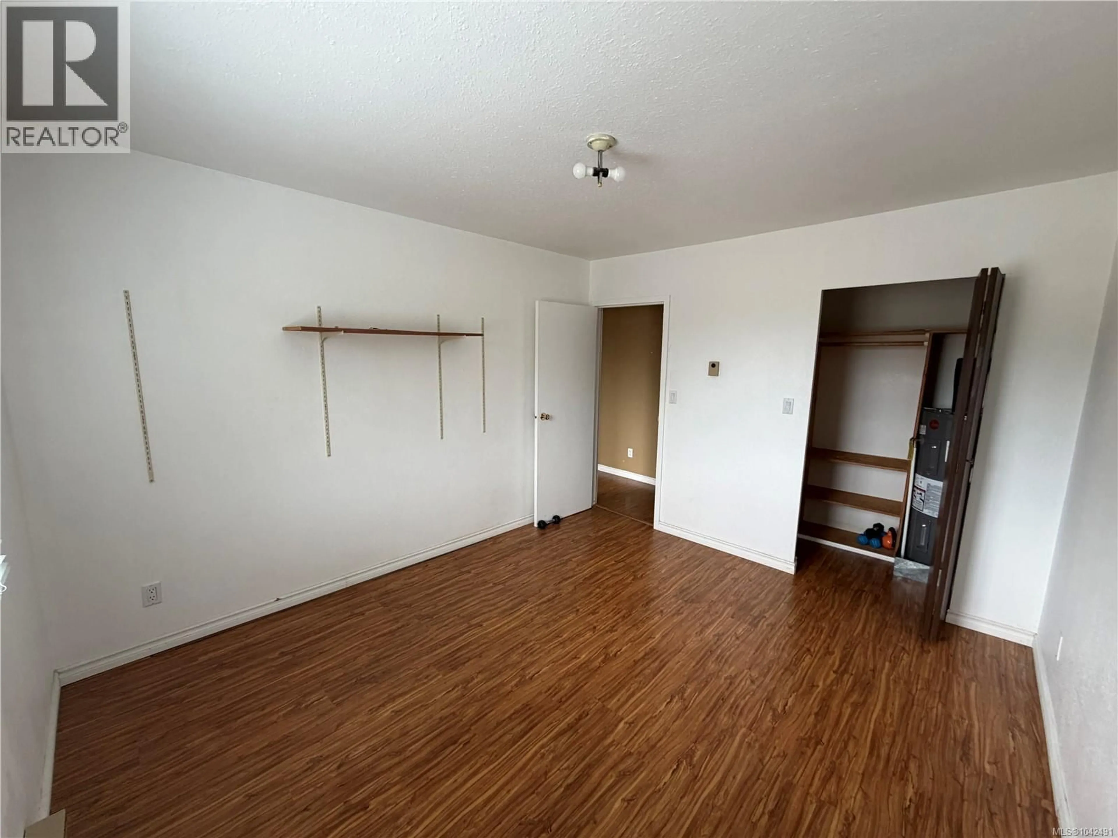 A pic of a room for 307 - 611 MACMILLAN DRIVE, Sayward British Columbia V0P1R0