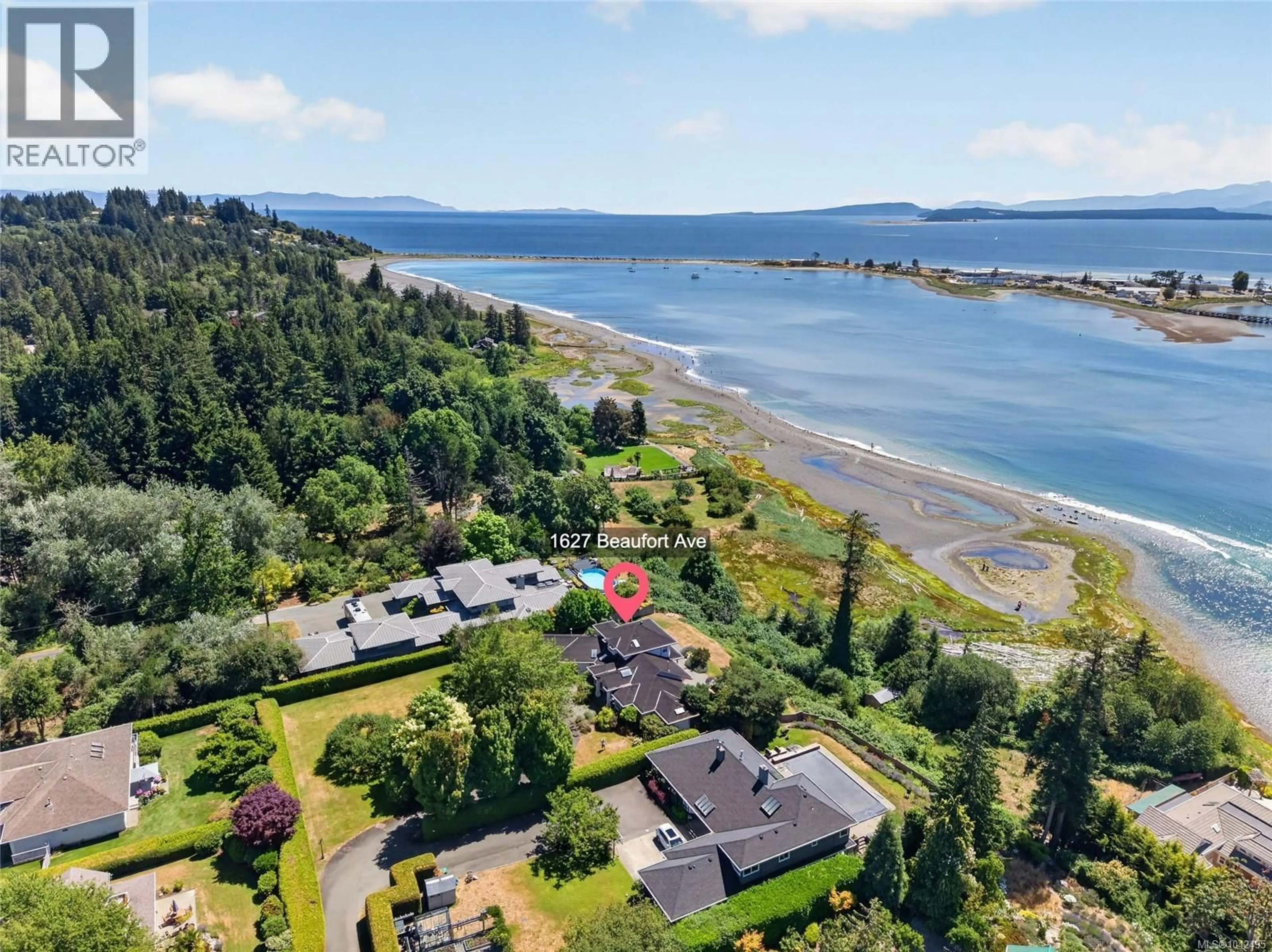 A pic from outside/outdoor area/front of a property/back of a property/a pic from drone, water/lake/river/ocean view for 1627 BEAUFORT AVENUE, Comox British Columbia V9M1R8