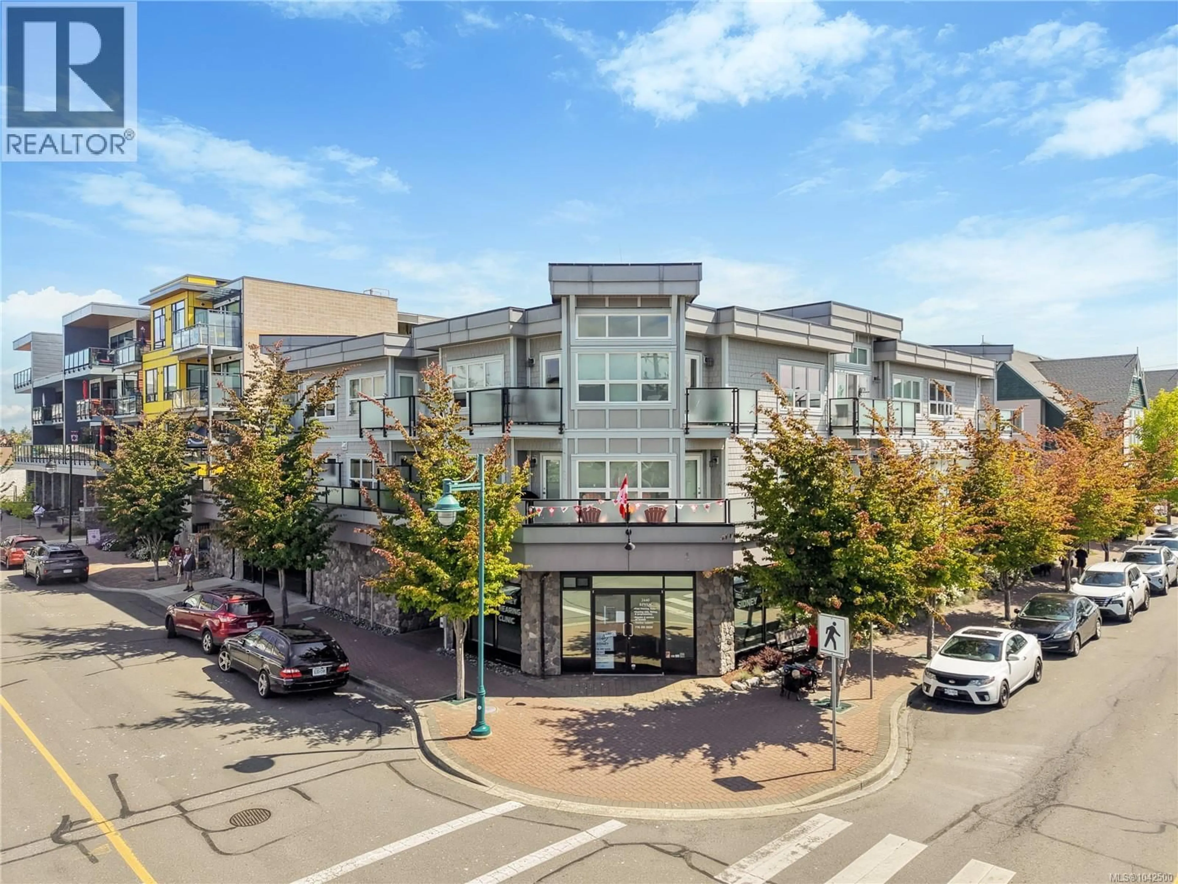 Unknown for 308 - 9751 FOURTH STREET, Sidney British Columbia V8L2Y9