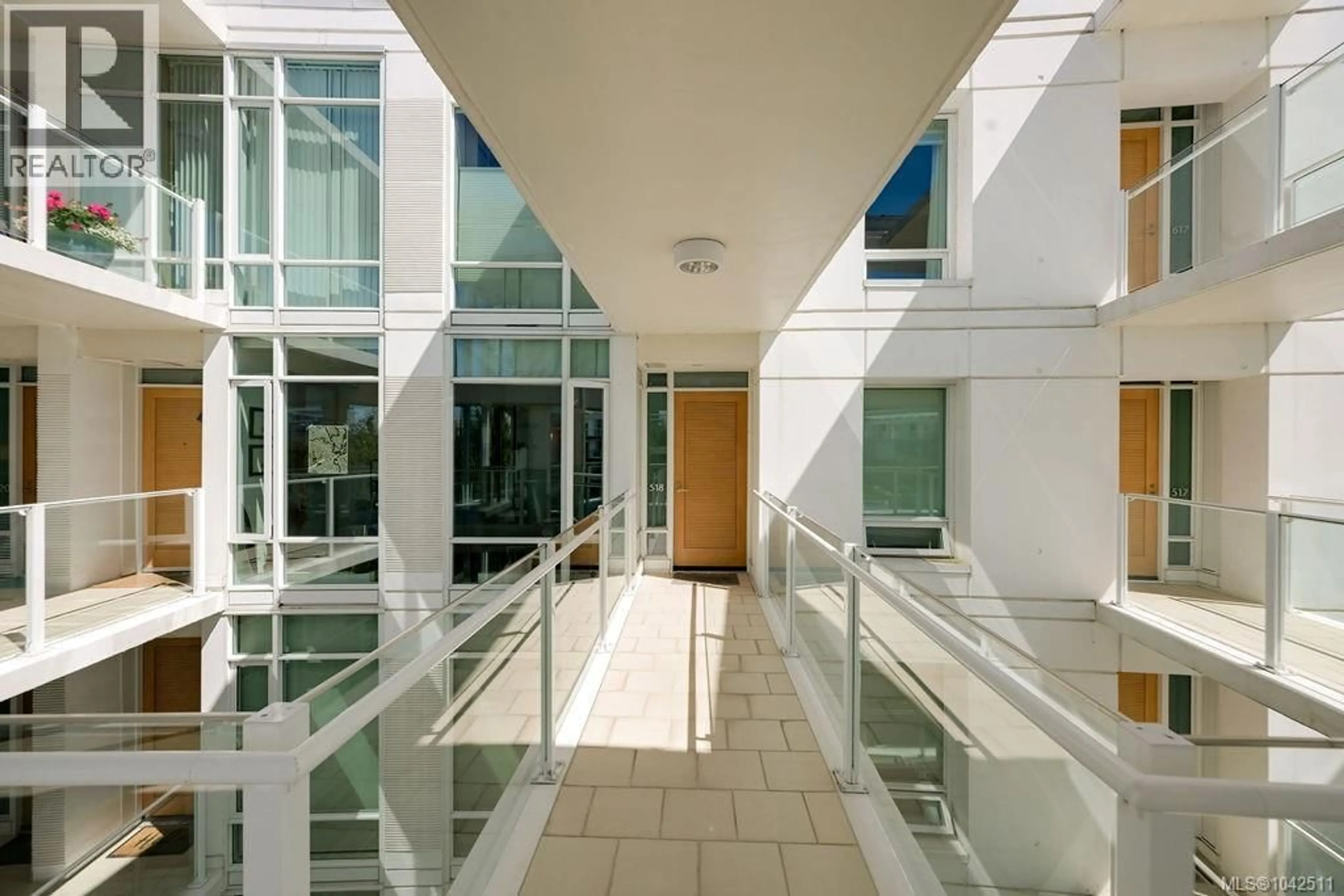 Indoor foyer for 518 - 68 SONGHEES ROAD, Victoria British Columbia V9A0A3