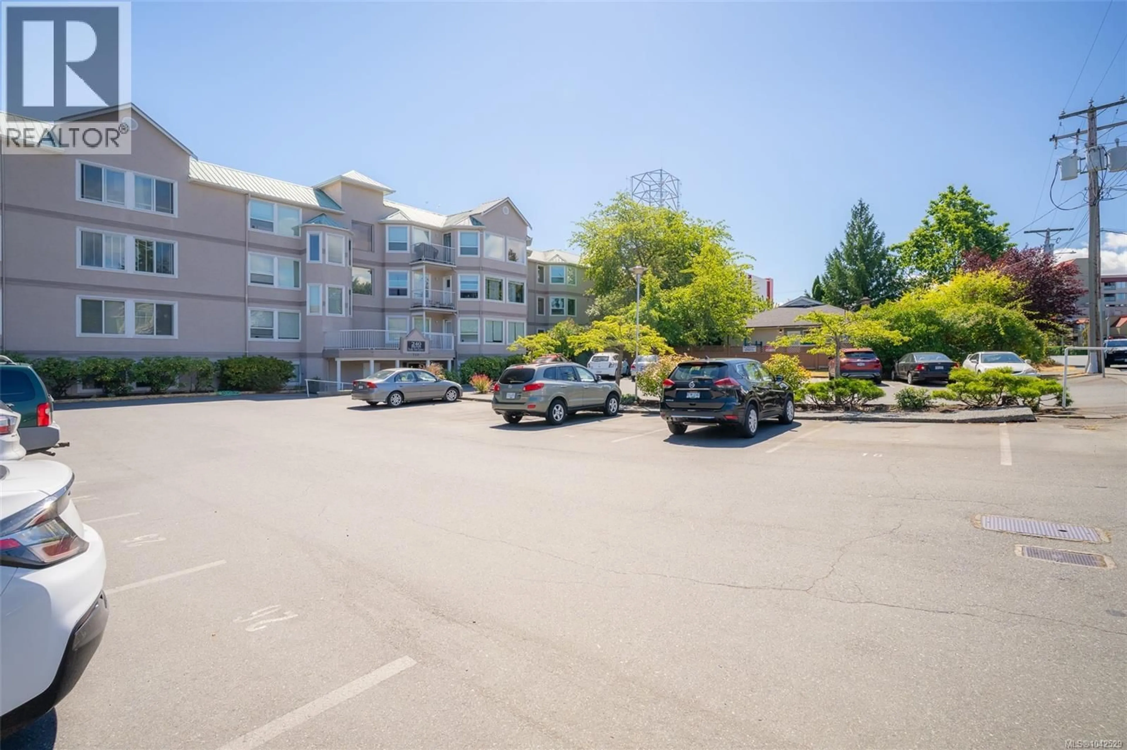 Patio, unknown for 305 - 240 MILTON STREET, Nanaimo British Columbia V9R2K6