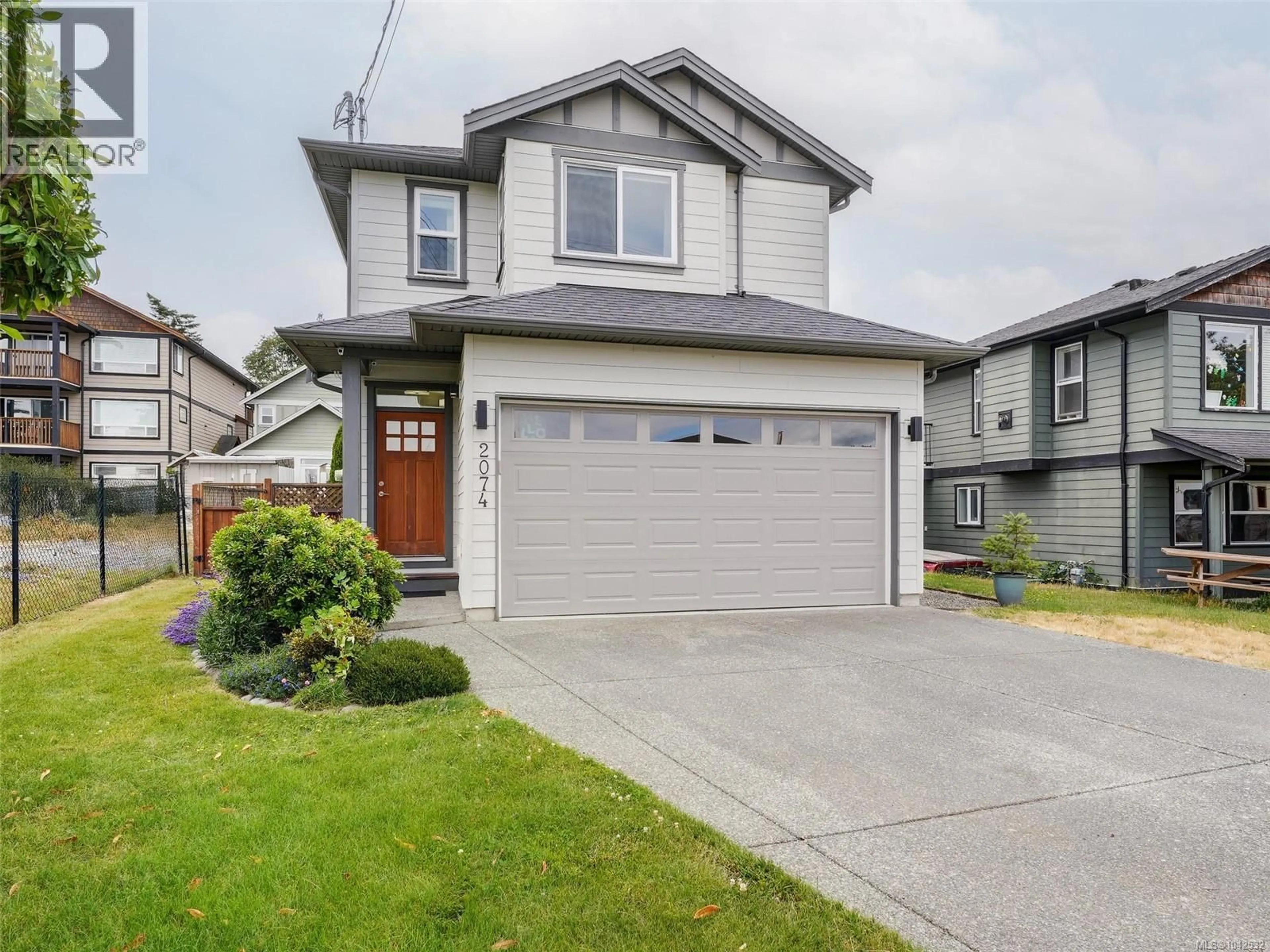 Home with vinyl exterior material, street for 2074 KENNEDY STREET NORTH, Sooke British Columbia V9Z0Z1
