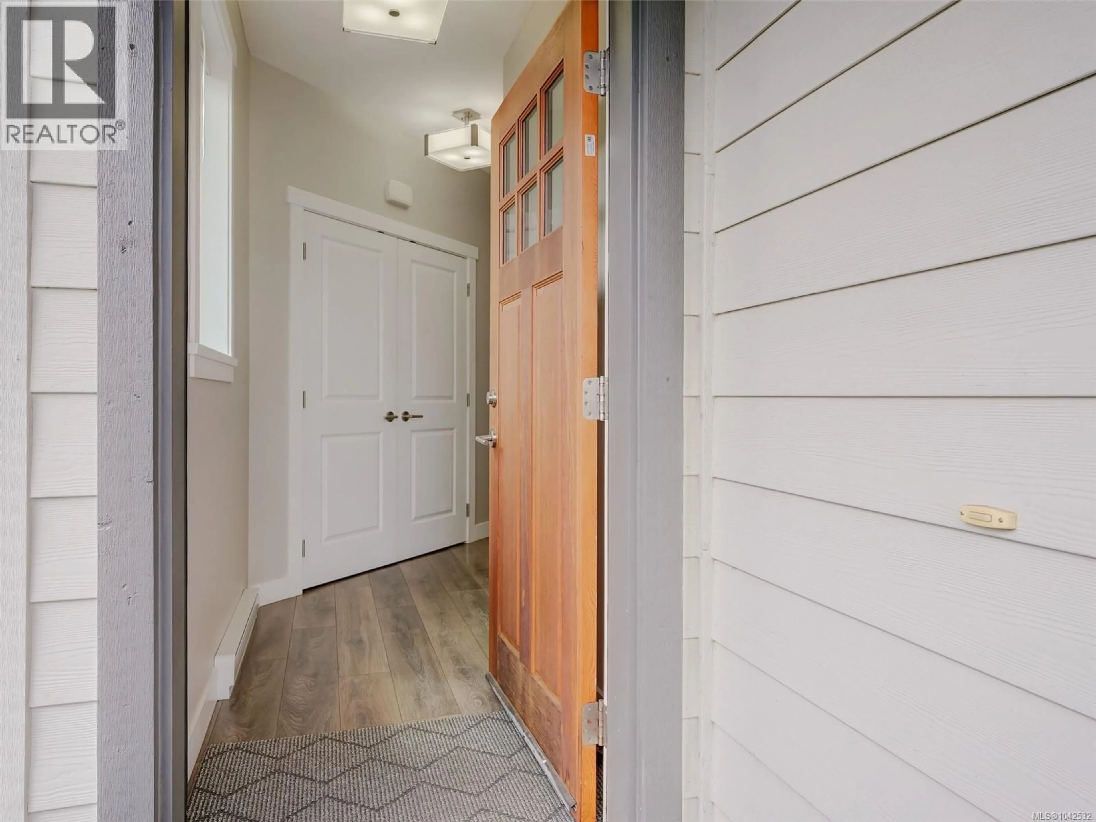 Indoor entryway for 2074 KENNEDY STREET NORTH, Sooke British Columbia V9Z0Z1
