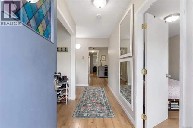 941 INSKIP STREET, Esquimalt 3