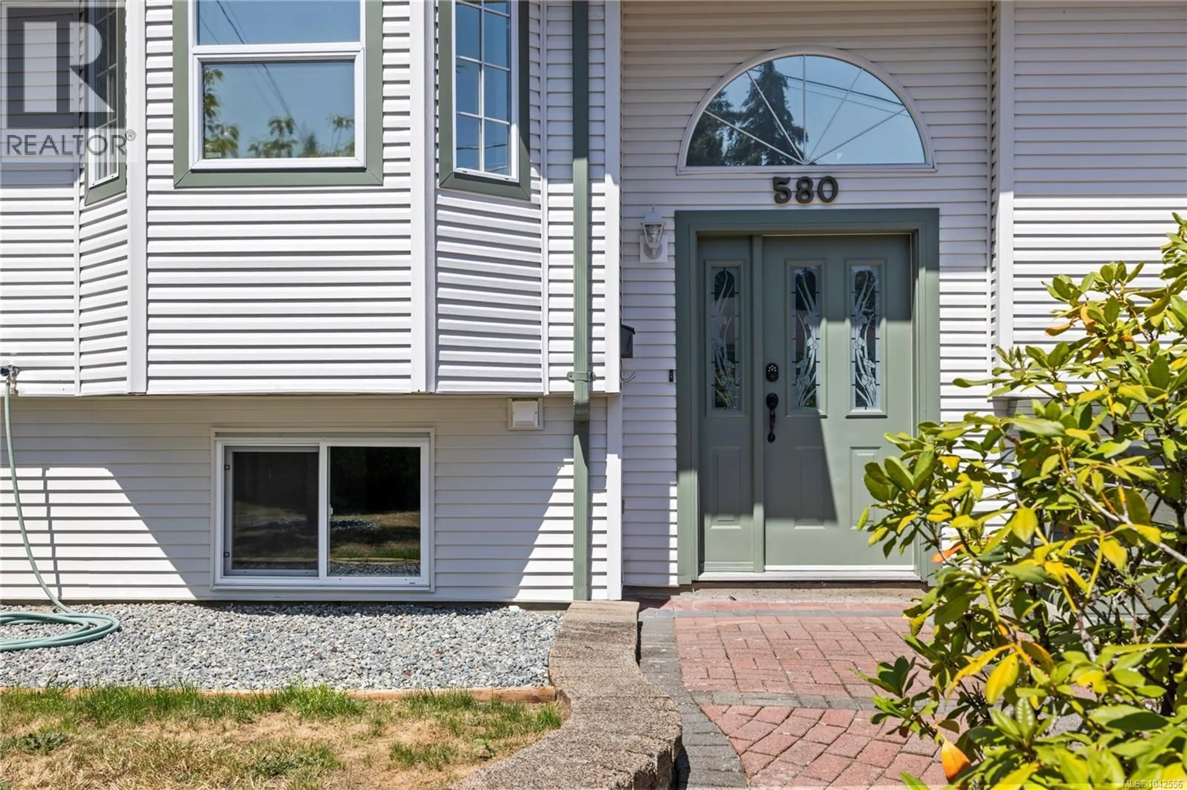 Unknown for 580 NINTH STREET, Nanaimo British Columbia V9R6G5