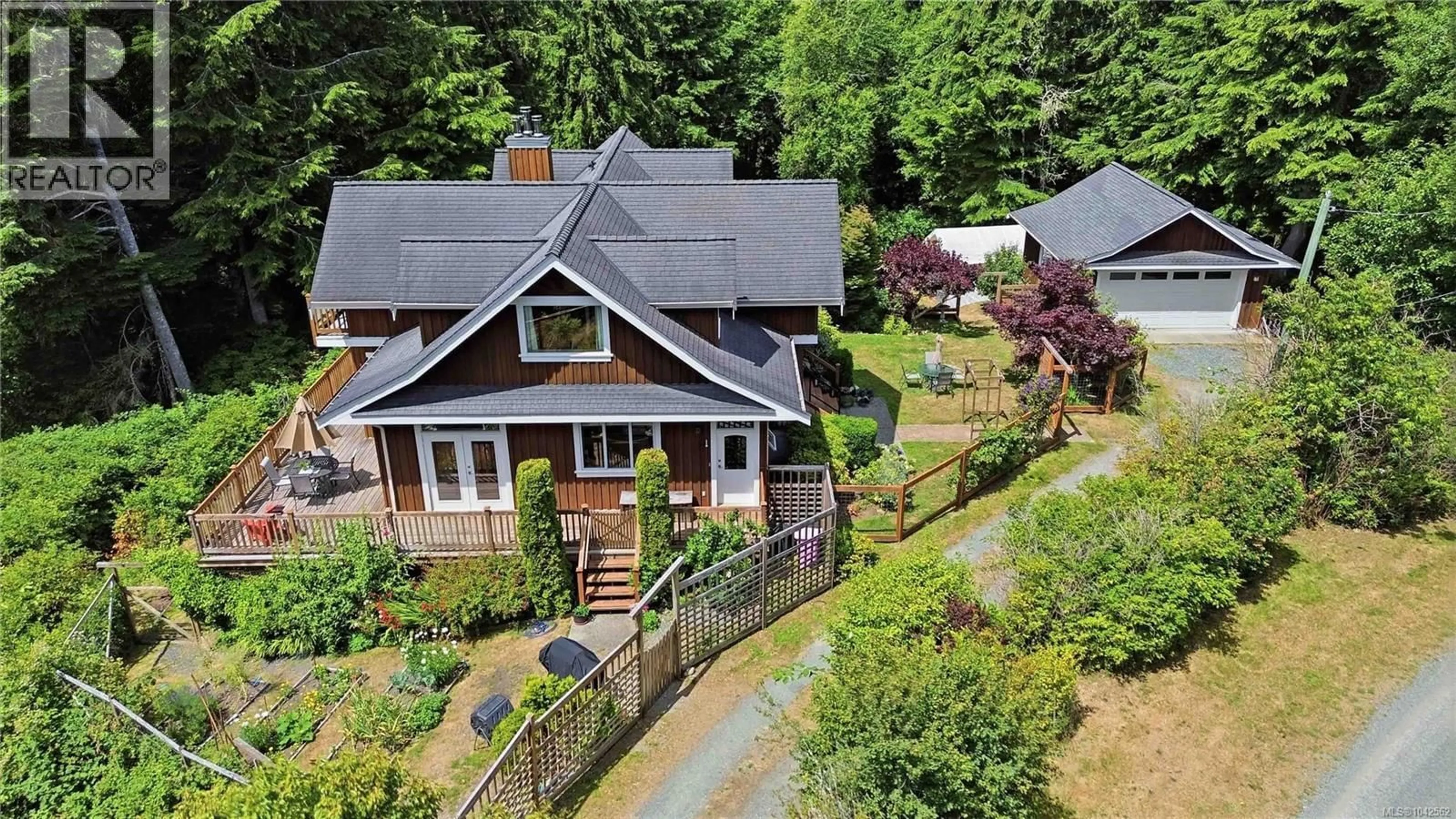 A pic from outside/outdoor area/front of a property/back of a property/a pic from drone, street for 4570 OTTER POINT PLACE, Sooke British Columbia V9Z0K5