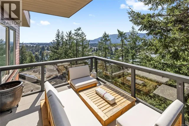 340 SUMMIT DRIVE, Nanaimo 2