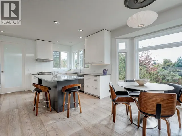 1345 READINGS DRIVE, North Saanich 4