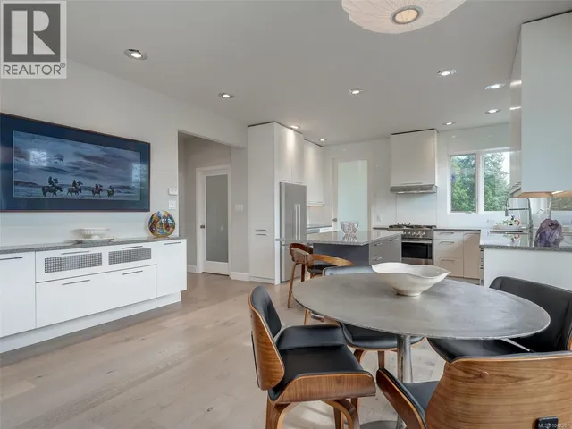 1345 READINGS DRIVE, North Saanich 5