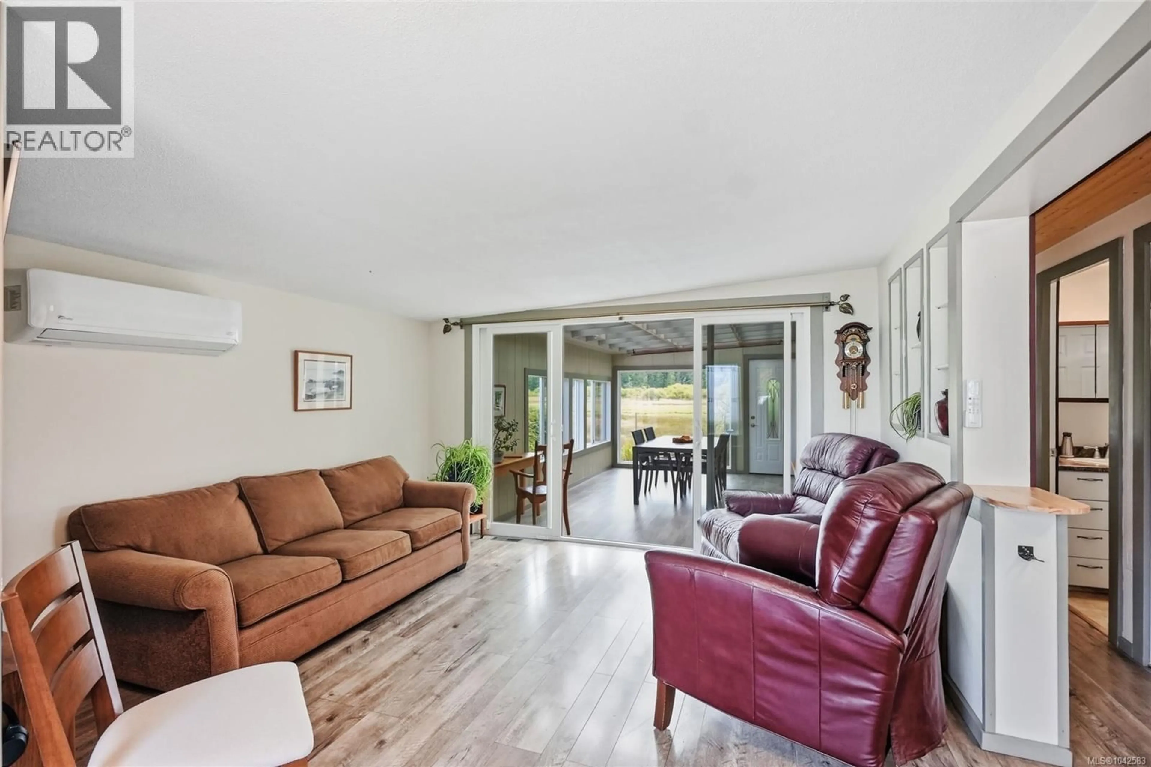 Living room with furniture, unknown for 26 - 150 CORFIELD STREET NORTH, Parksville British Columbia V9P1N9