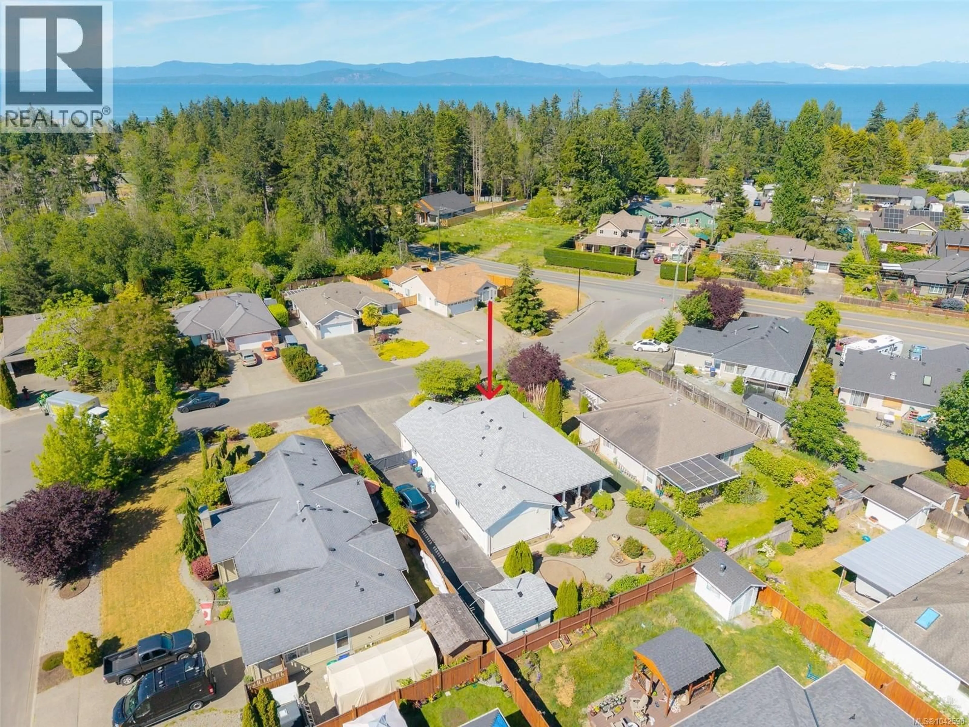 A pic from outside/outdoor area/front of a property/back of a property/a pic from drone, mountain view for 1085 TARA CRESCENT, Parksville British Columbia V9P2W5